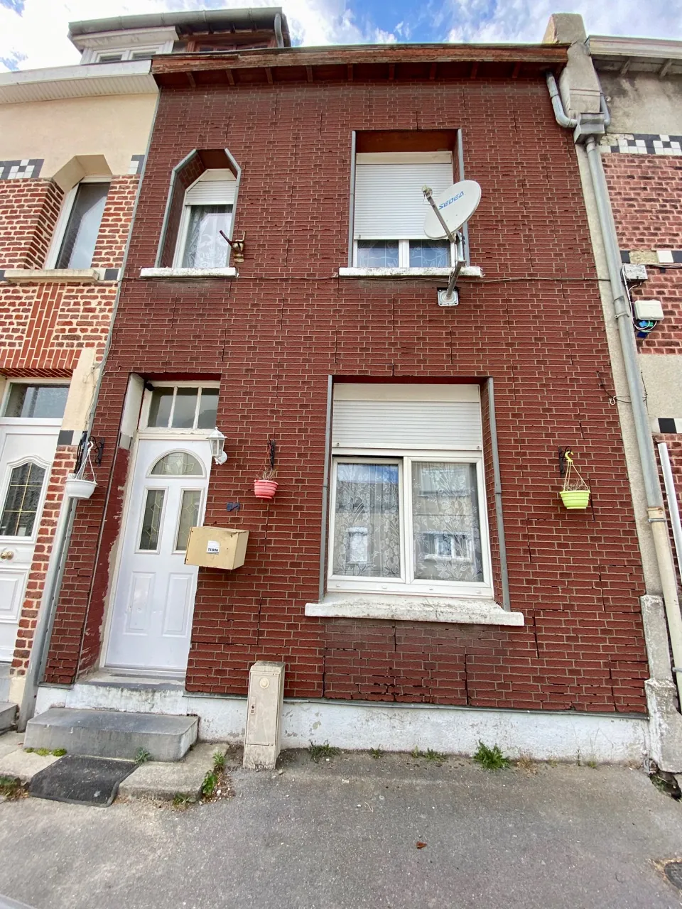 Maison en briques à Maubeuge avec jardin et 2 chambres - Secteur Montplaisir