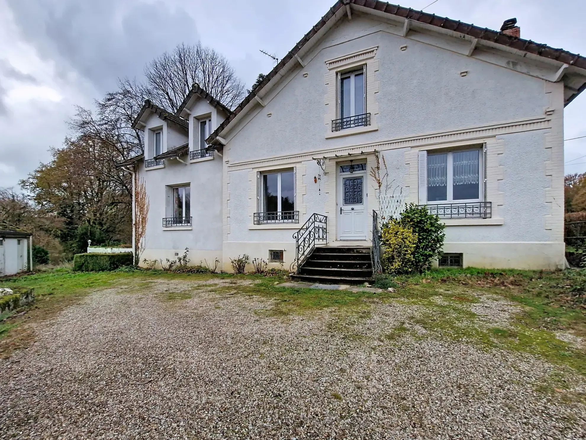 Charmante maison de caractère de 190 m² à Saint Dizier Masbaraud
