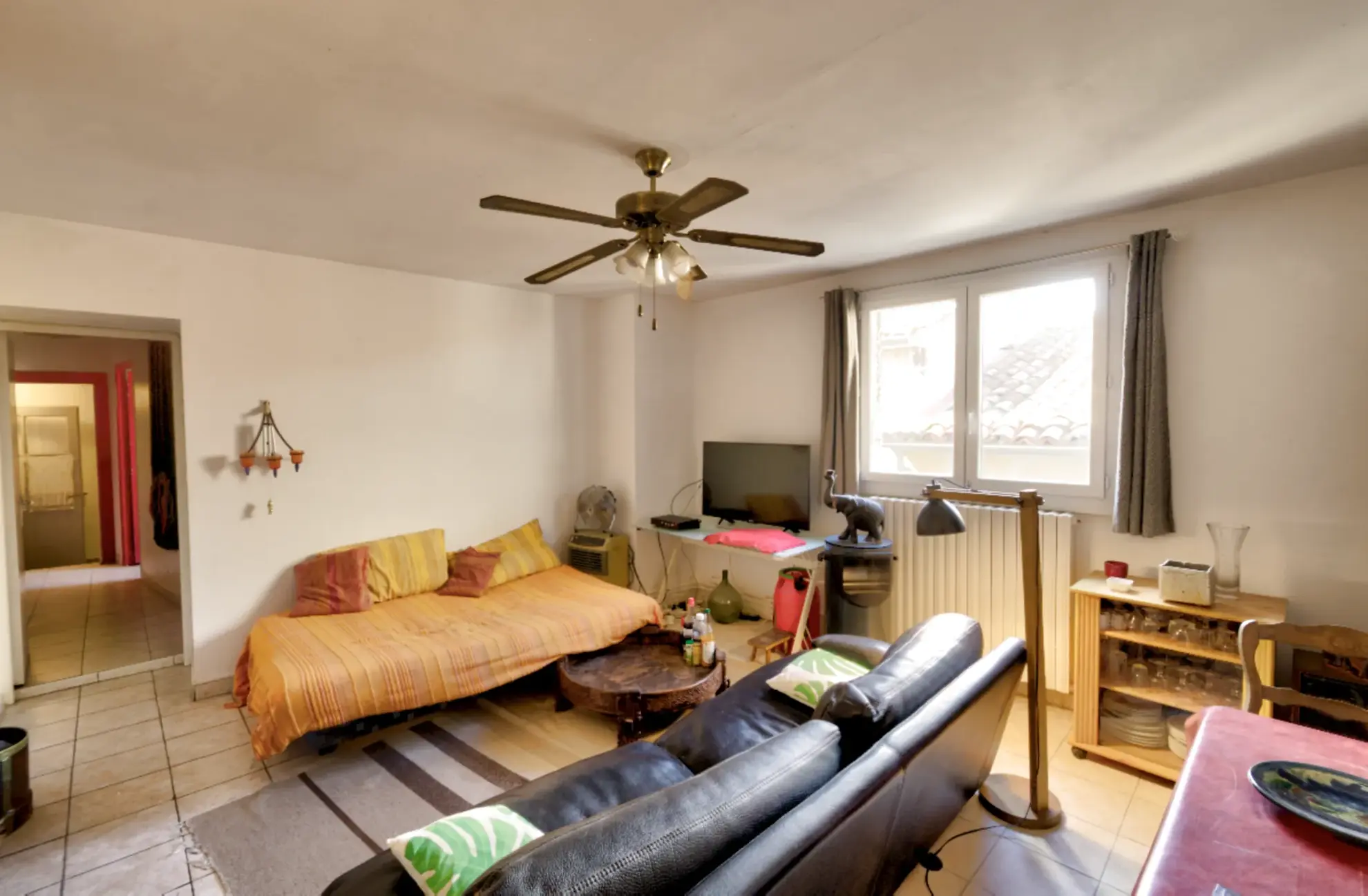 Maison de ville de 130 m² à Sommières avec vues et garage 