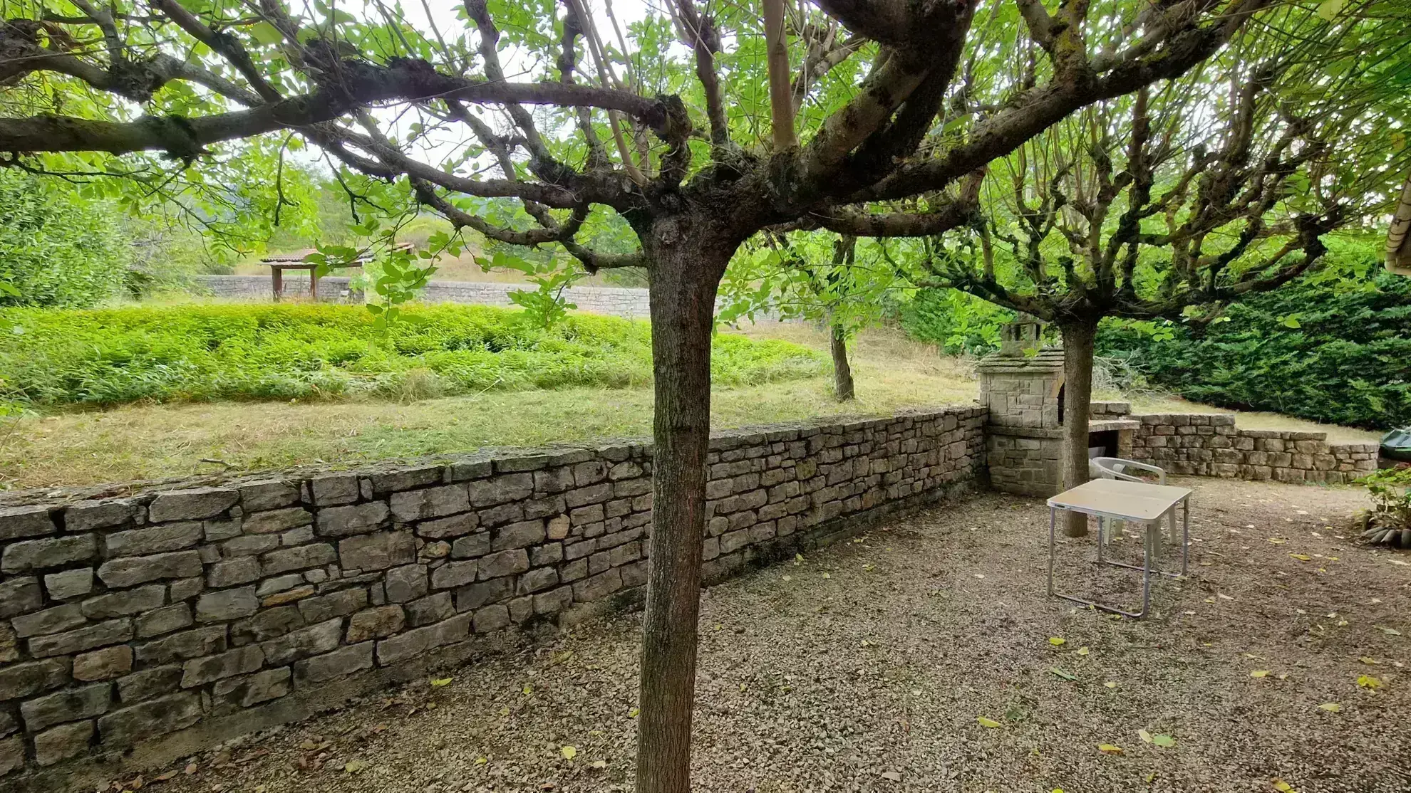 Maison 3 pièces à Rivière-sur-Tarn avec garage et cave, à 20 min de Millau 
