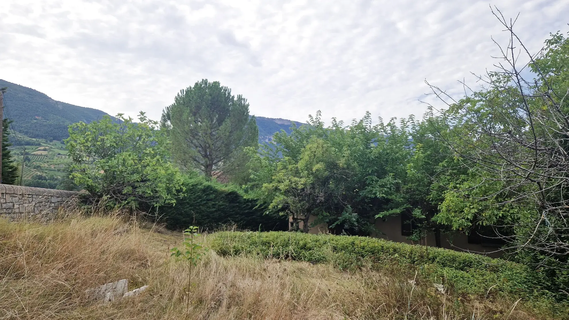 Maison 3 pièces à Rivière-sur-Tarn avec garage et cave, à 20 min de Millau 