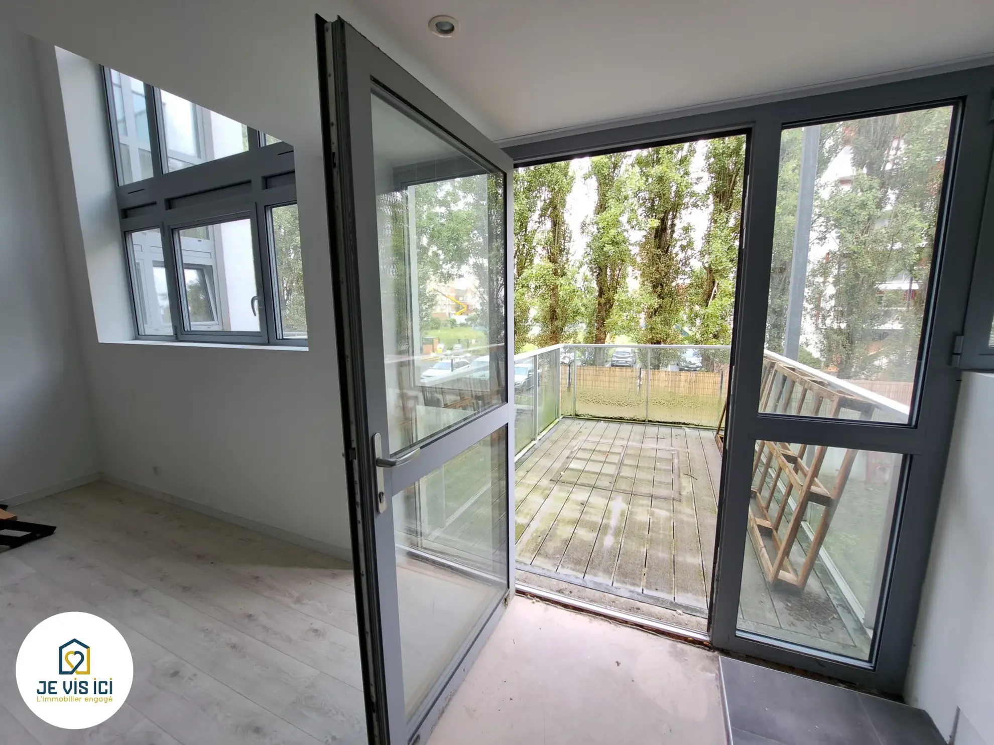 Loft de 92 m2 à Lille proche Euratechnologies avec parking et balcon 