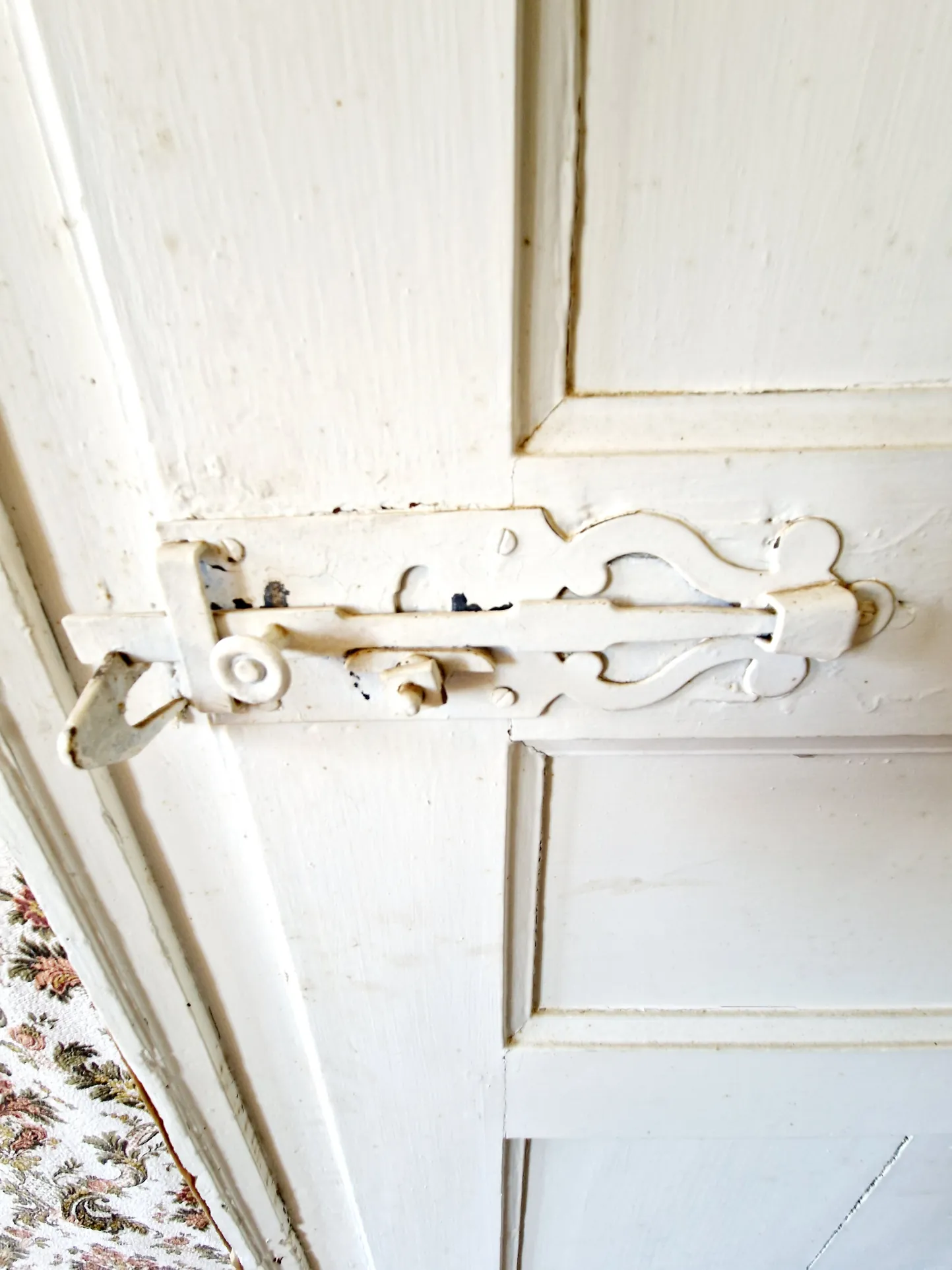 Ancien relais de poste rénové avec dépendances et grand potentiel à Fayl Billot 