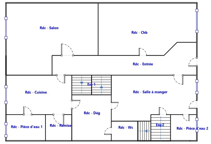 Ancien relais de poste rénové avec dépendances et grand potentiel à Fayl Billot 