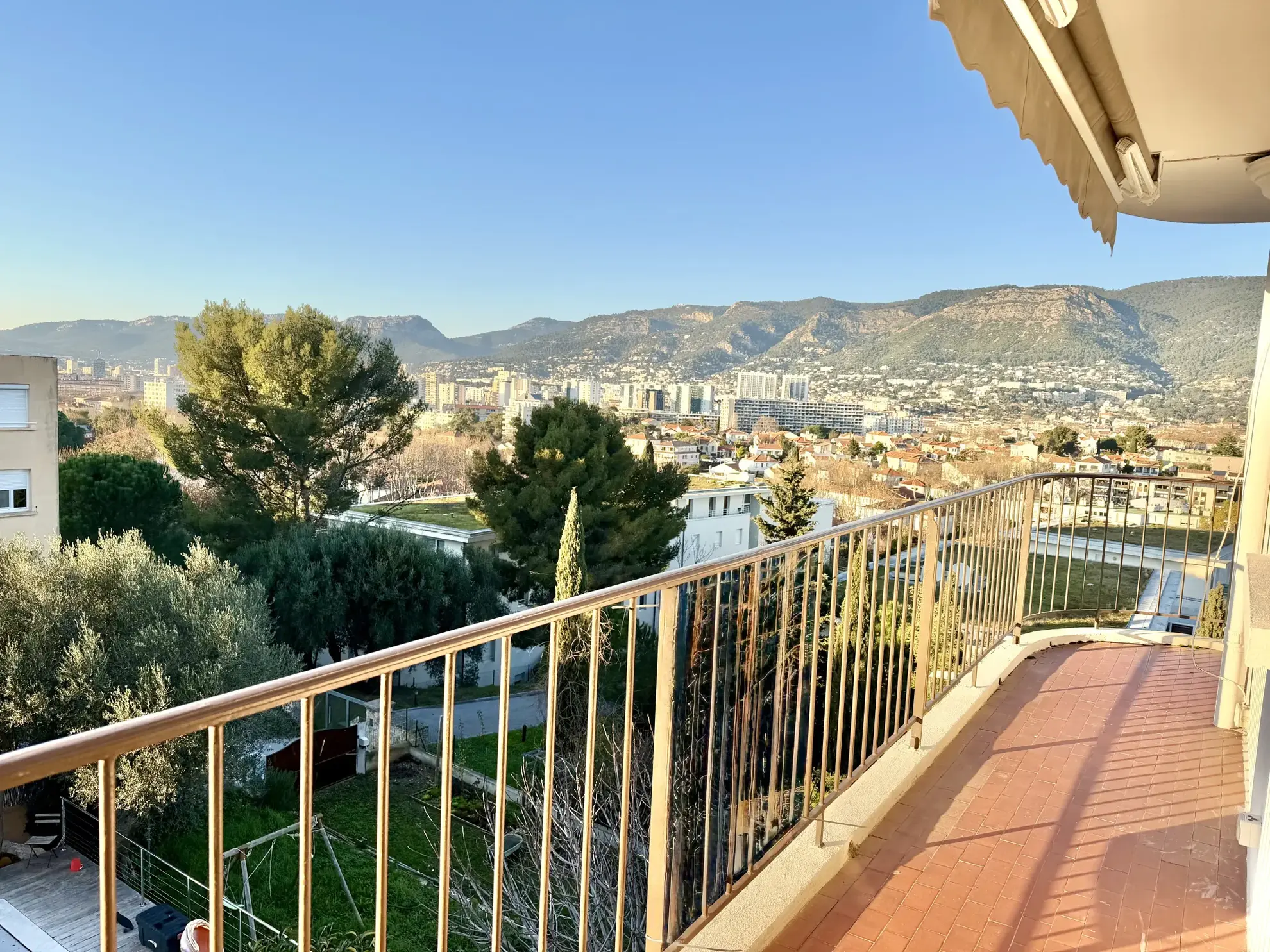 Appartement T3 à Toulon dans le secteur du Mourillon avec cave et garage en option