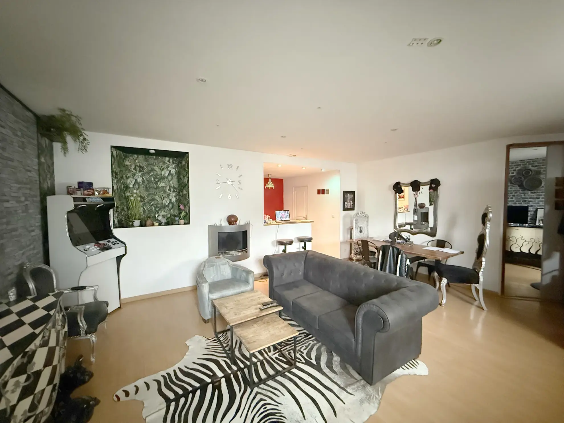 Appartement 87 m² + Local commercial 60 m² à Lesneven - Centre-ville 