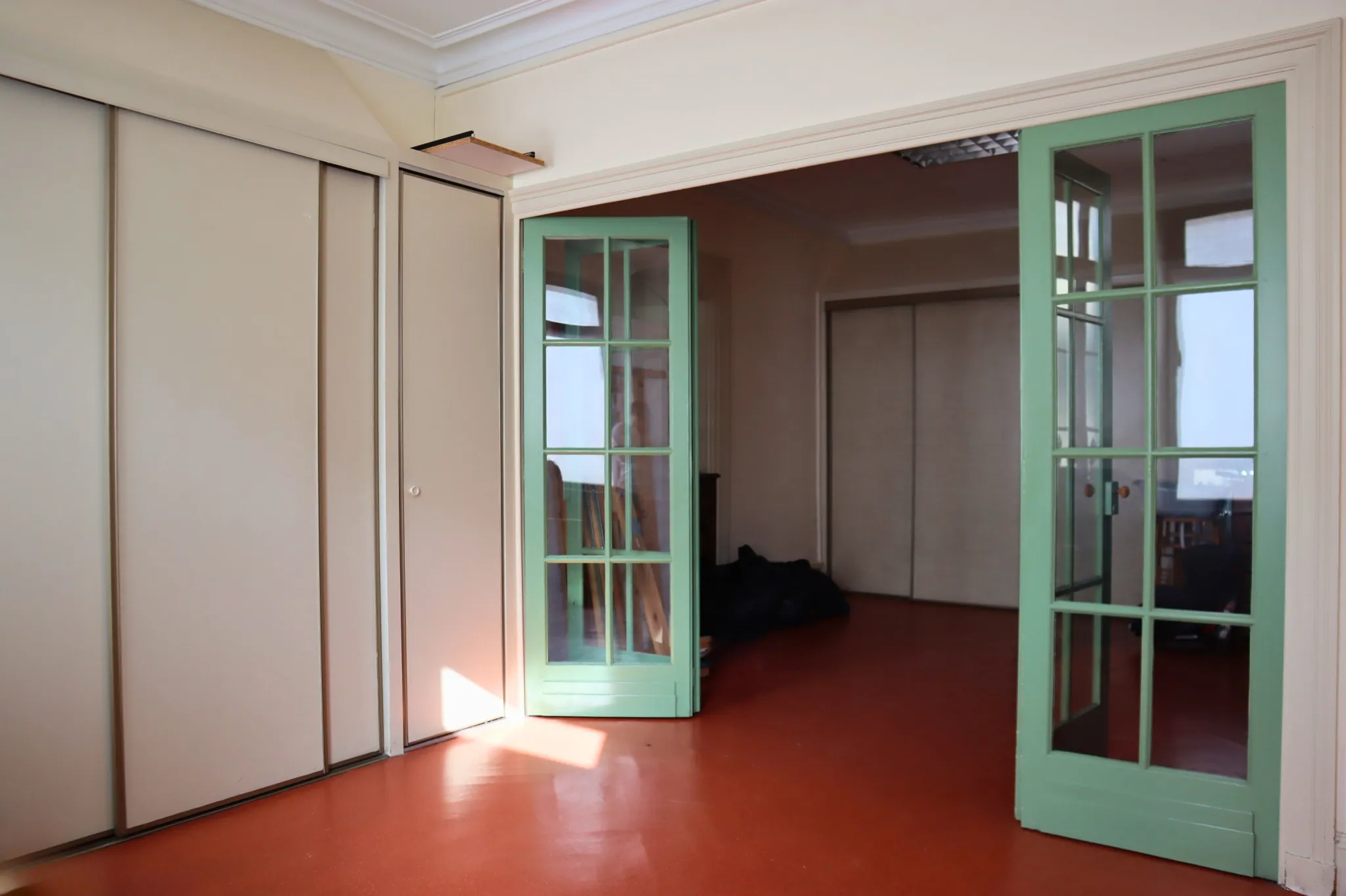 Rare propriété à Cognac à 300m de la place François 1er avec commerces et logement 