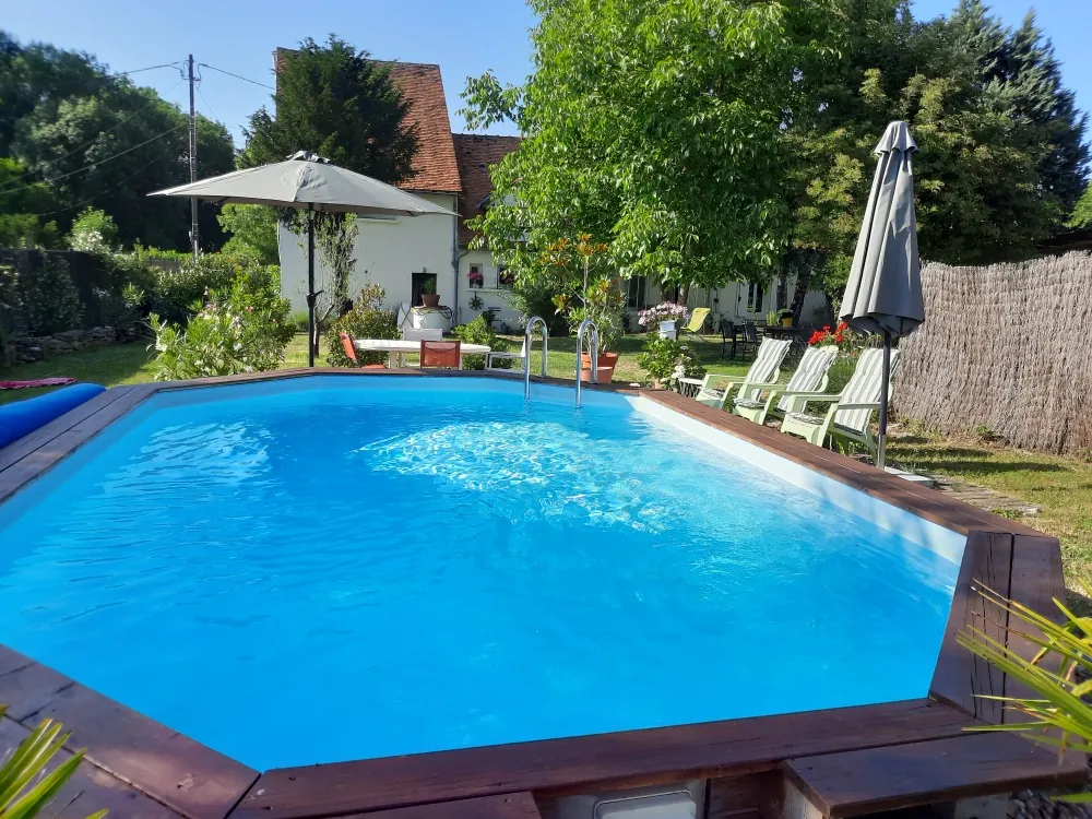 Maison de charme rénovée avec piscine à 5 min de Cosne-sur-Loire 