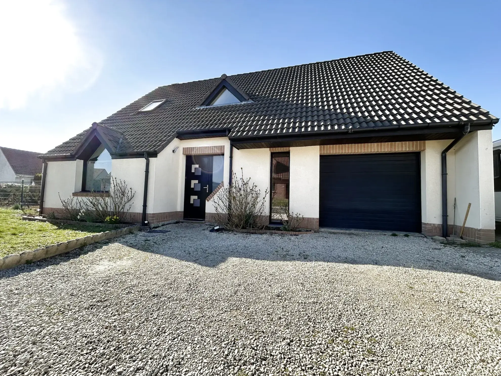 Maison individuelle récente avec jardin et garage à Henin Beaumont