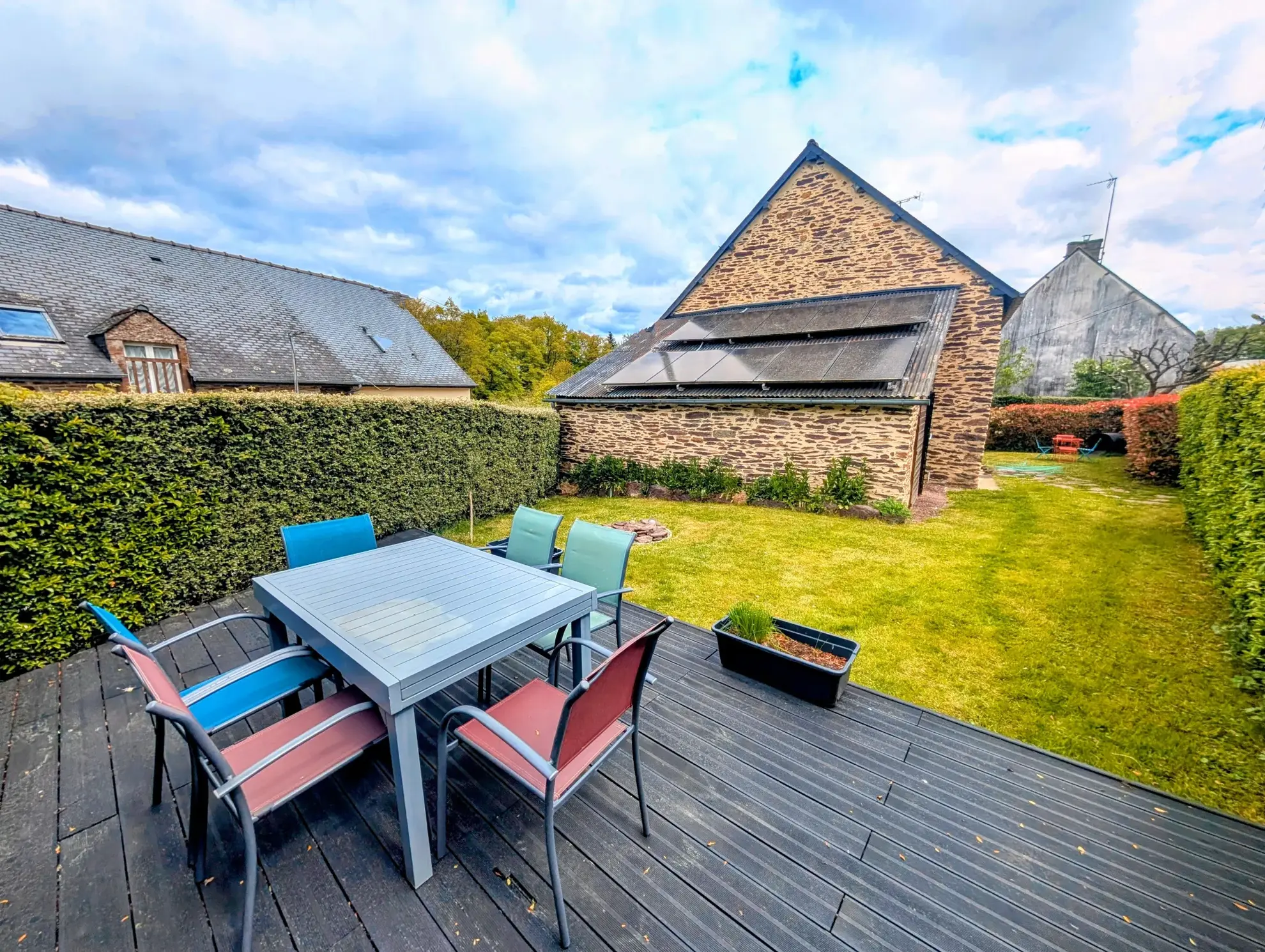 Longère en pierre rénovée avec 3 chambres au cœur de Brocéliande - Beignon (56) 