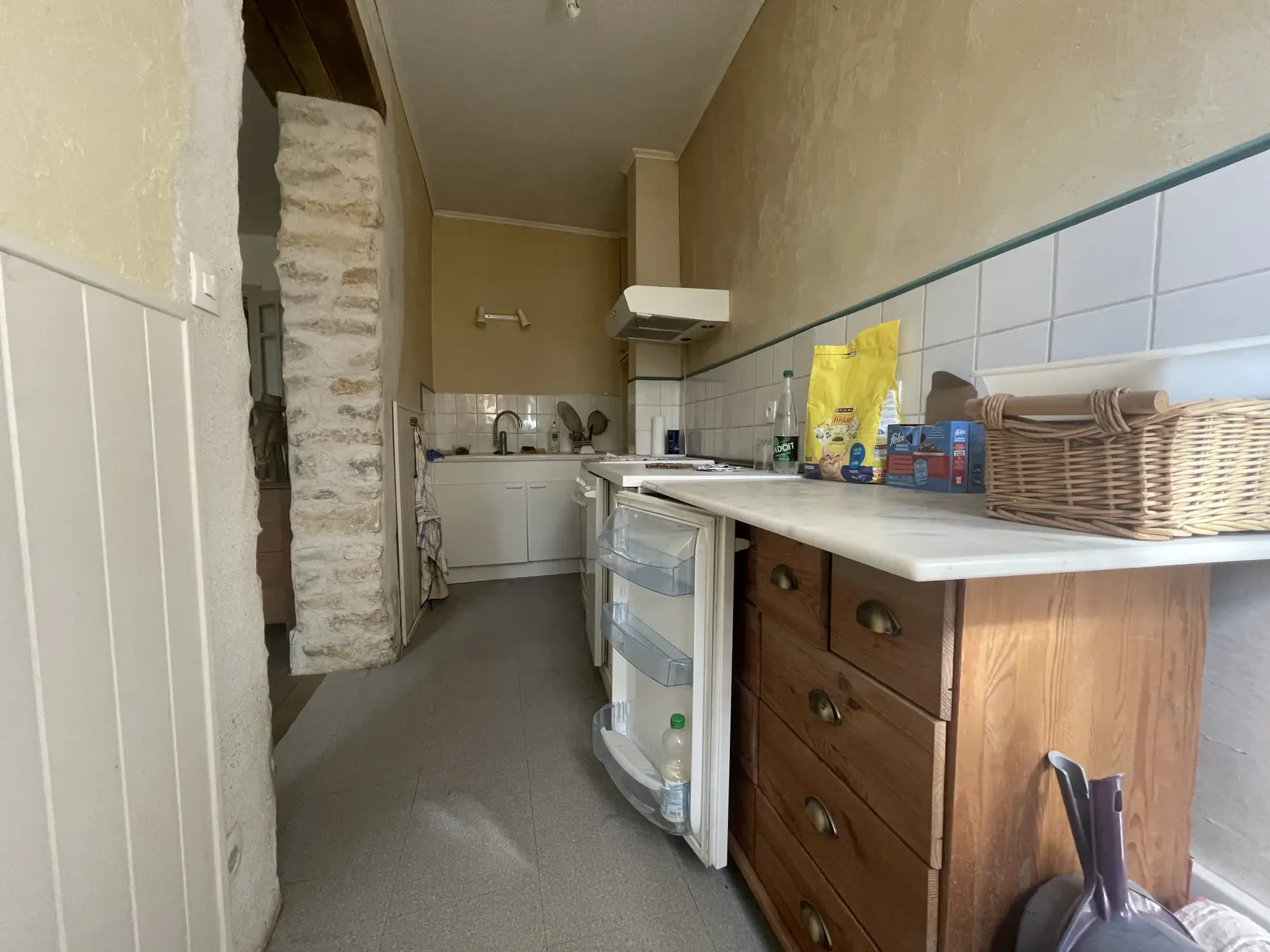 Maison à vendre en centre-ville de Premery avec jardin et 3 chambres 