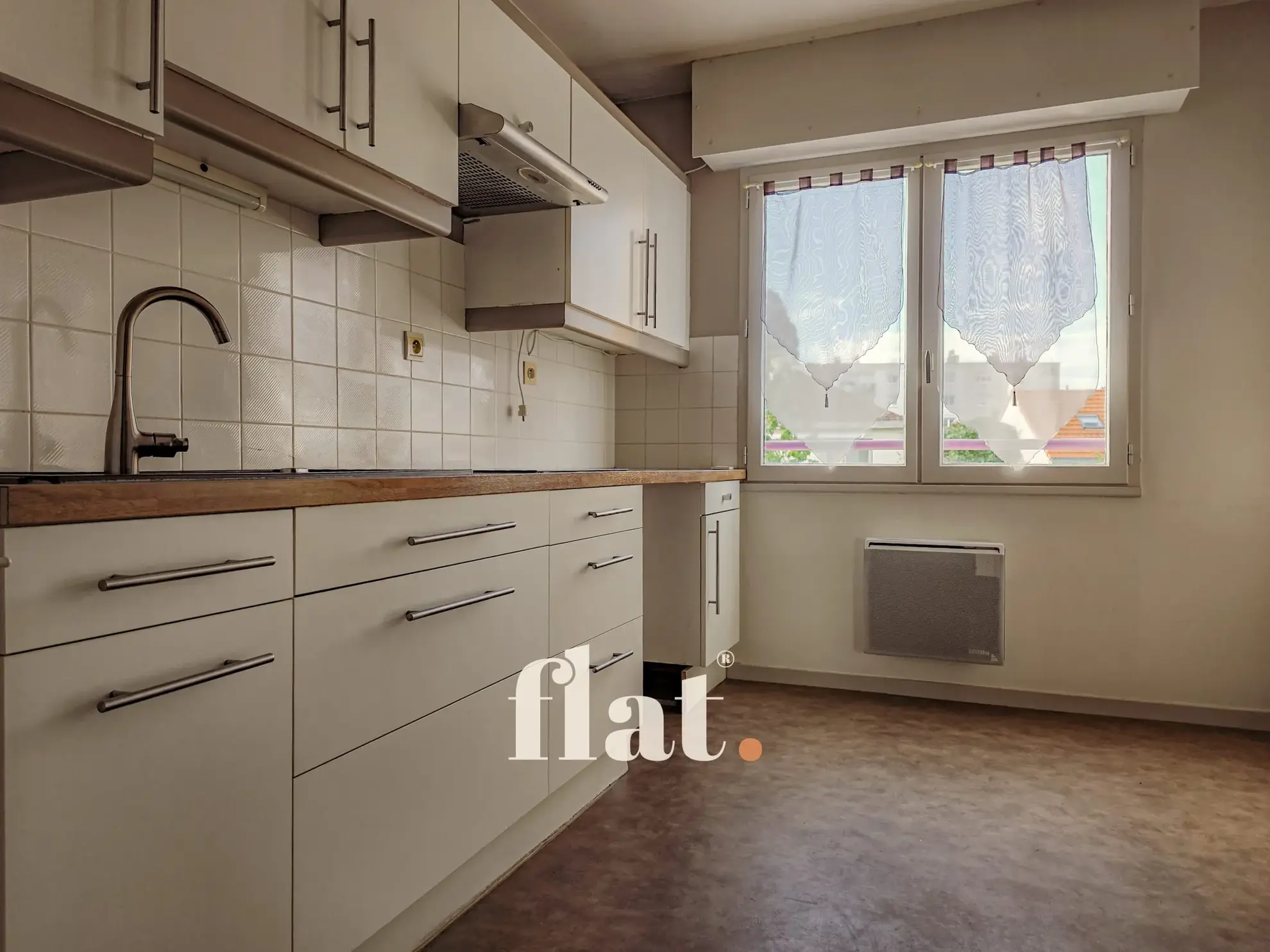 Appartement T3/T4 de 88 m2 avec garage à Nantes, secteur Beauséjour 