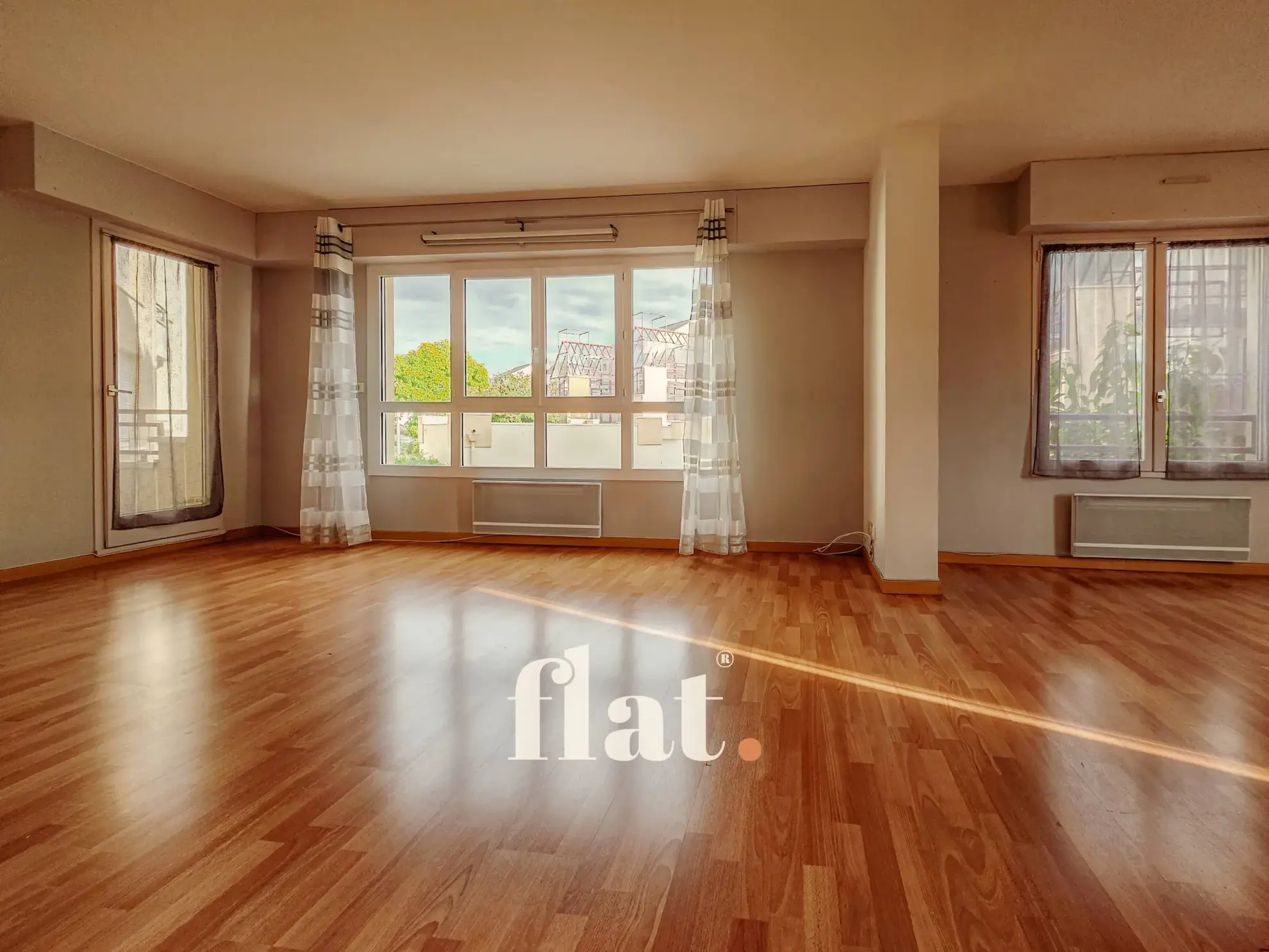 Appartement T3/T4 de 88 m2 avec garage à Nantes, secteur Beauséjour 