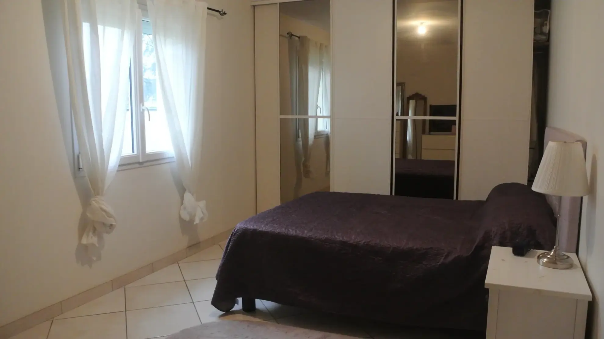 Villa moderne avec 4 chambres à Marmande, jardin clos, confort énergétique optimal 