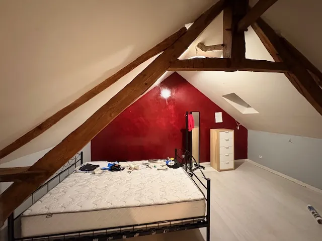 Charmante maison en pierres avec potentiel à Le Tronquay 