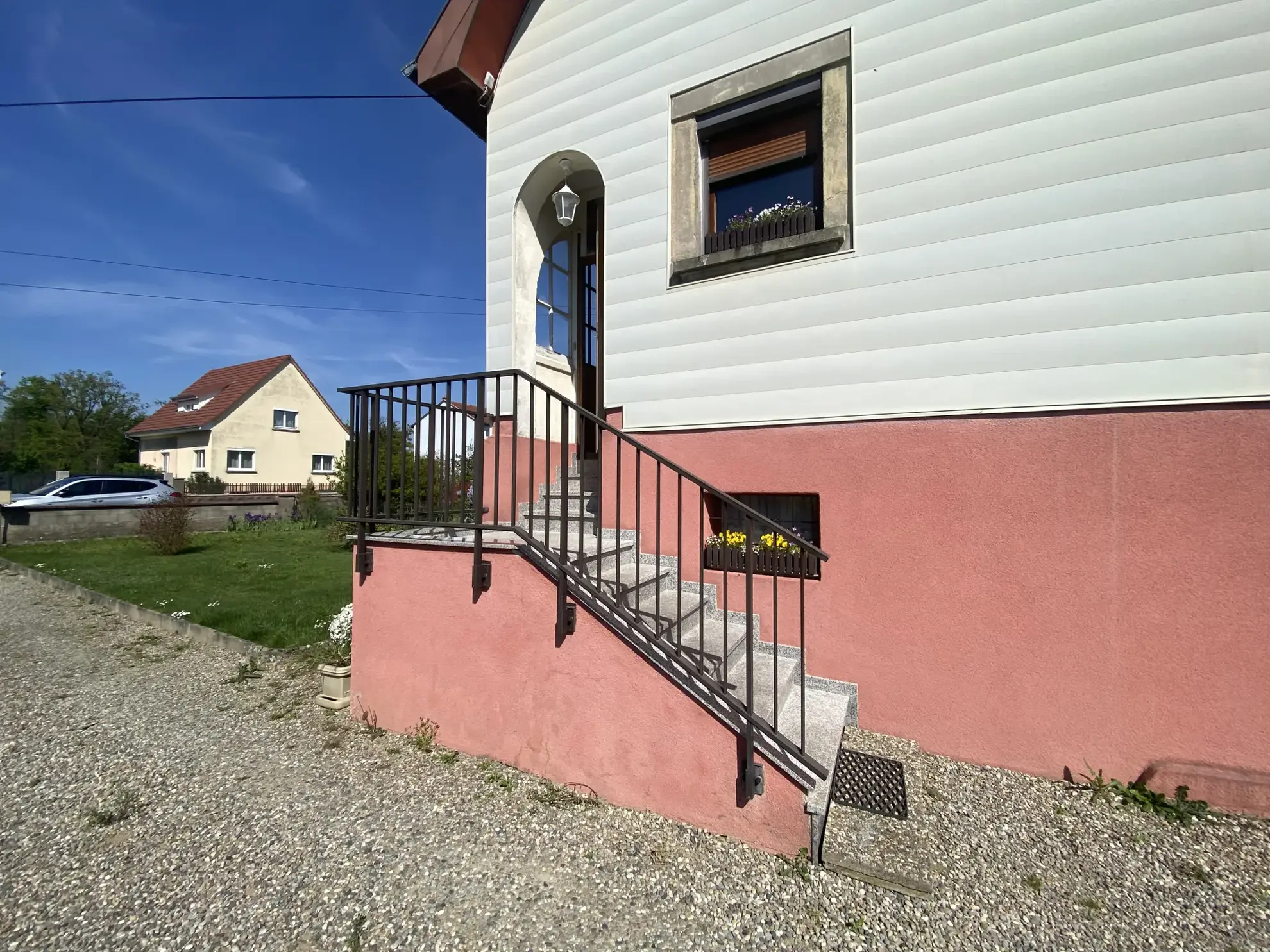 Maison jumelée 3/4 pièces à Wittelsheim, 6.67 ares, garage, terrasse 