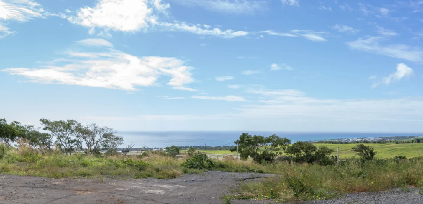 Parcelle à bâtir de 375 m² à Sainte-Marie proche Beauséjour 