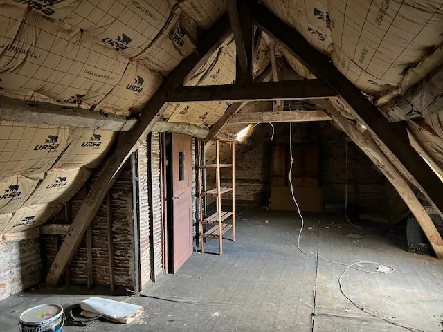 Maison à fort potentiel avec dépendance à Port le Grand, proche Abbeville 