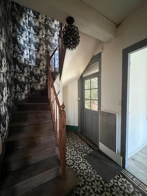 Maison à fort potentiel avec dépendance à Port le Grand, proche Abbeville 