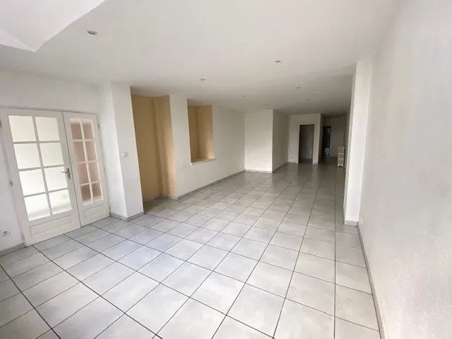 Appartement T5 lumineux avec cave à Belfort - Secteur Fg de Montbéliard 