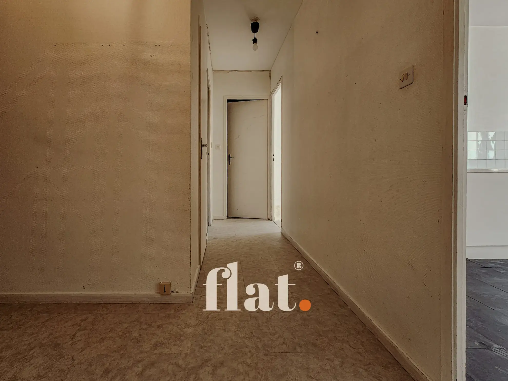 Grand Appartement T2 à Saint-Herblain avec travaux à prévoir et balcon 