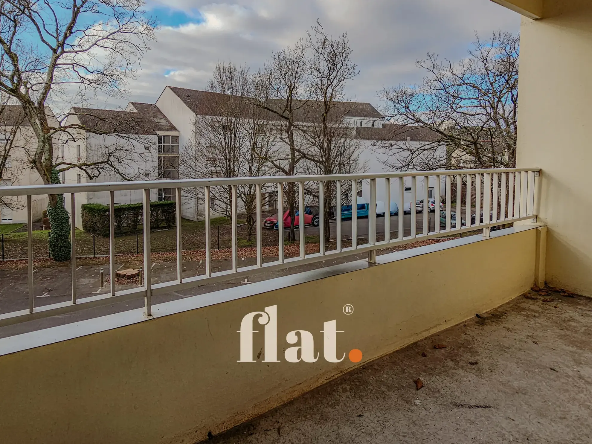 Grand Appartement T2 à Saint-Herblain avec travaux à prévoir et balcon 