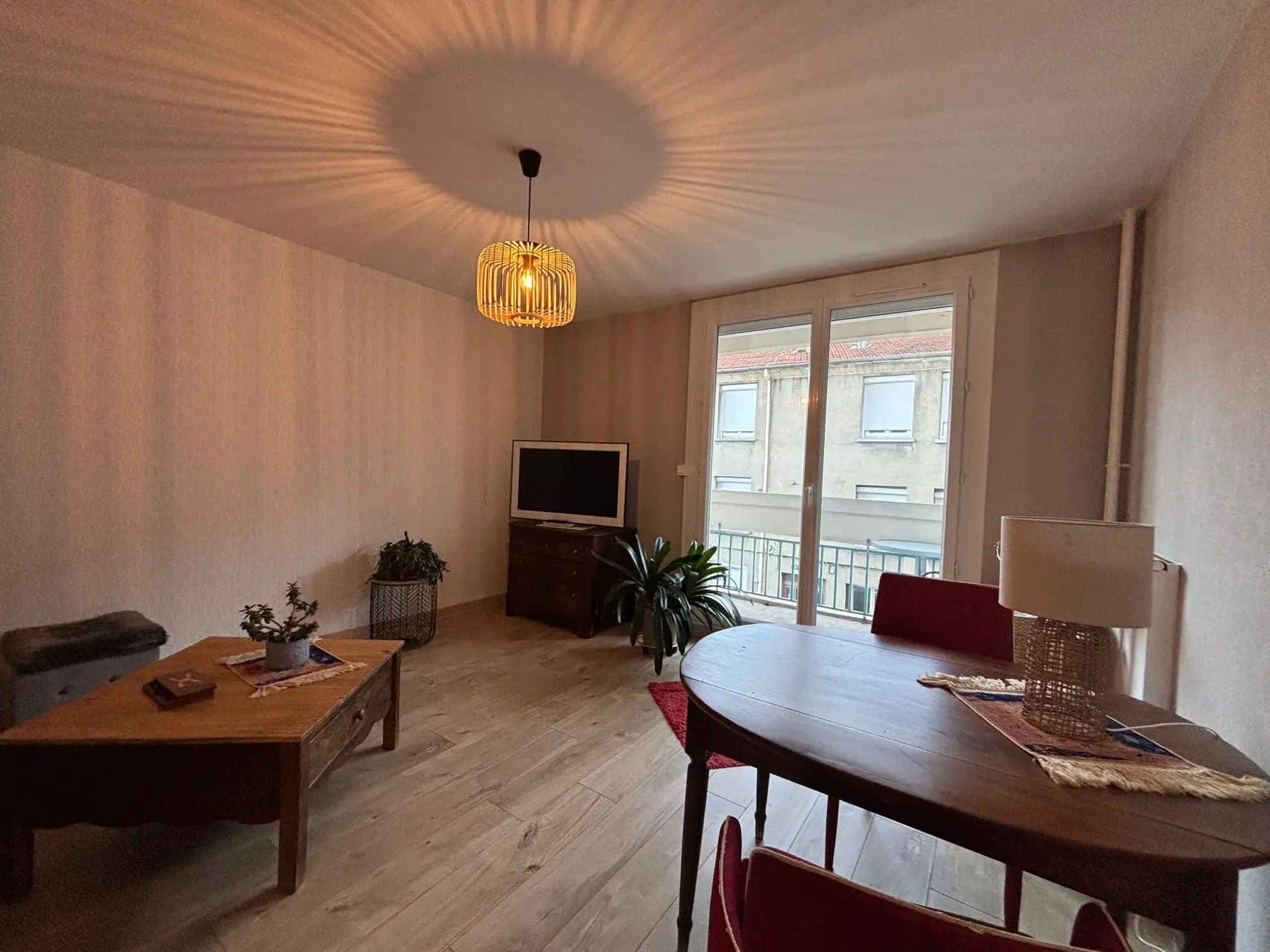 Appartement T2 de 48,82 m² avec balcon, cave et parking à Saint-Étienne - Hauts de Jacquard