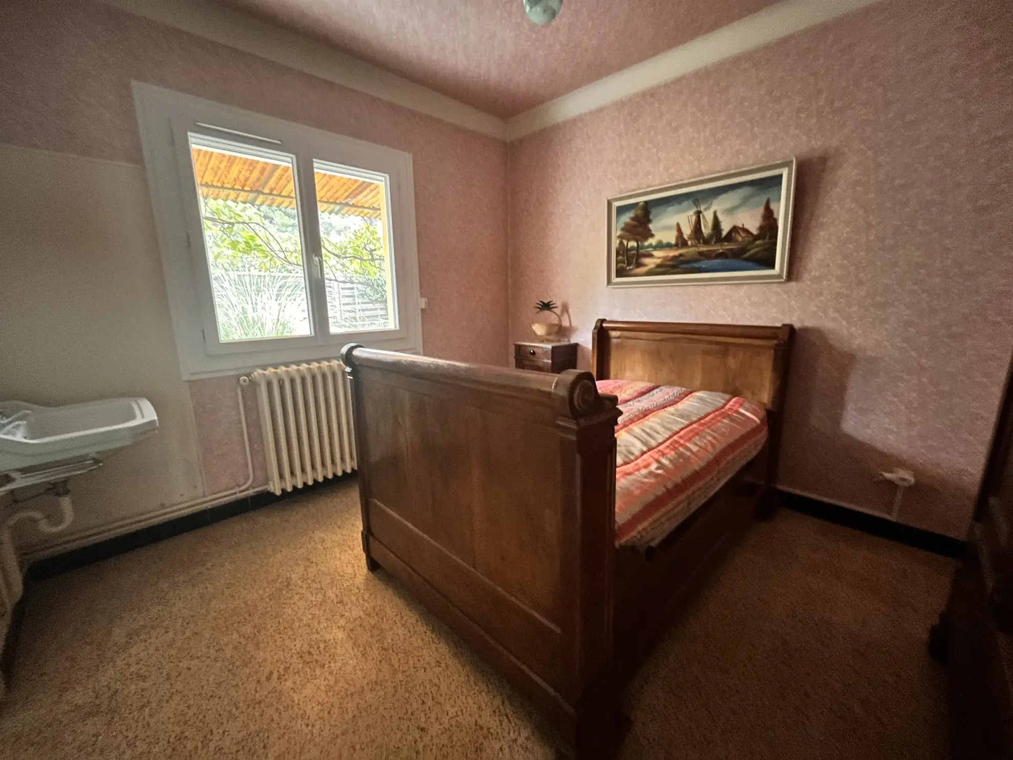 Maison de 4 chambres à Céret avec garage et potentiel indépendant 