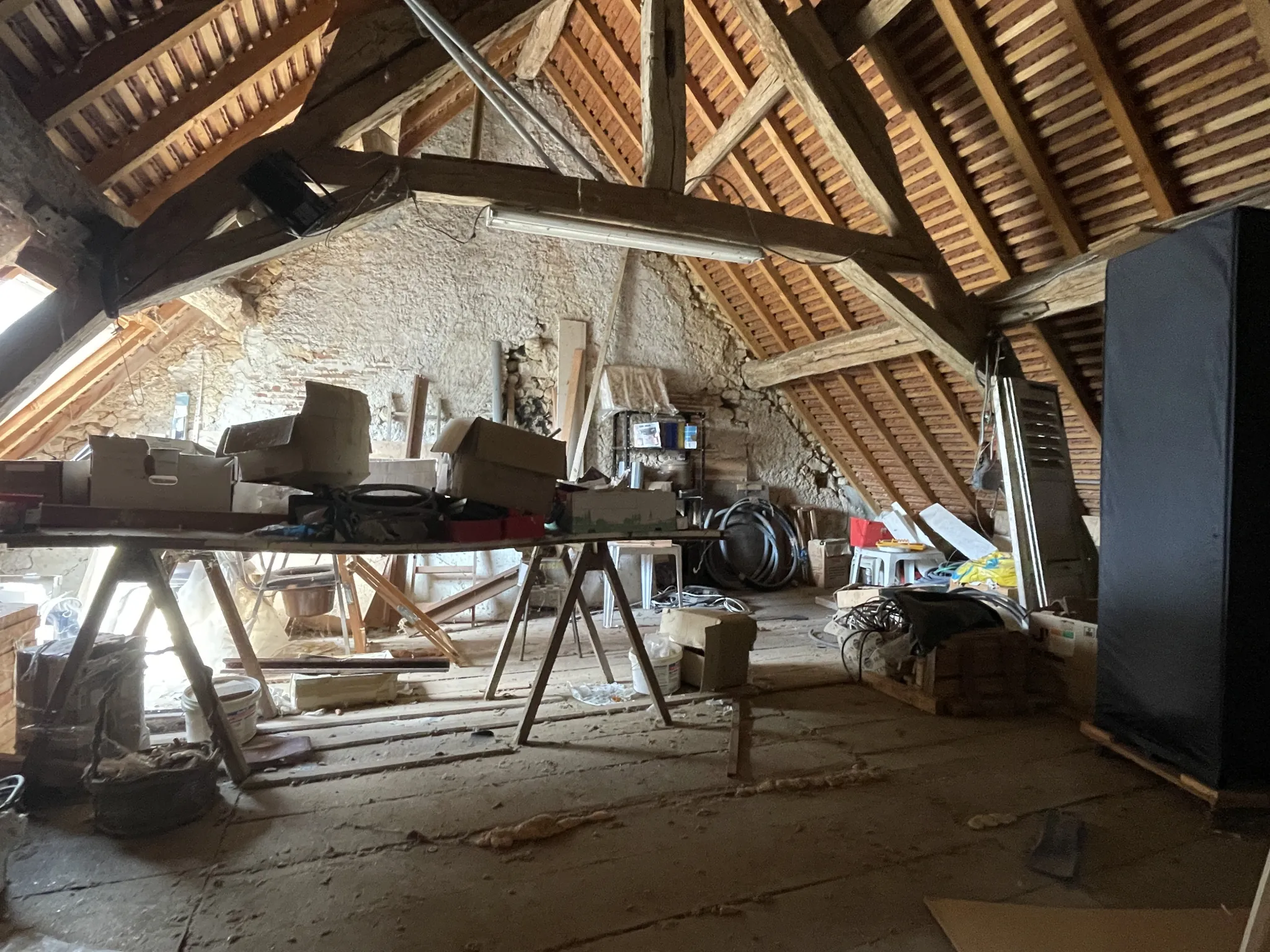 Maison plain-pied avec grand potentiel à 15 min de La Charité-sur-Loire 