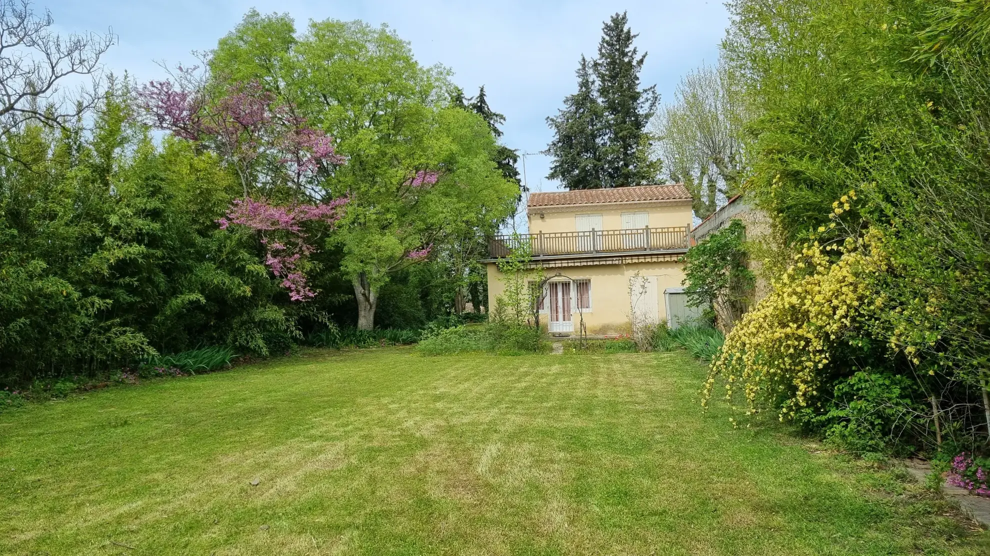 Maison de 110 m² avec terrasse sud sur un terrain de 1400 m² à Comps 