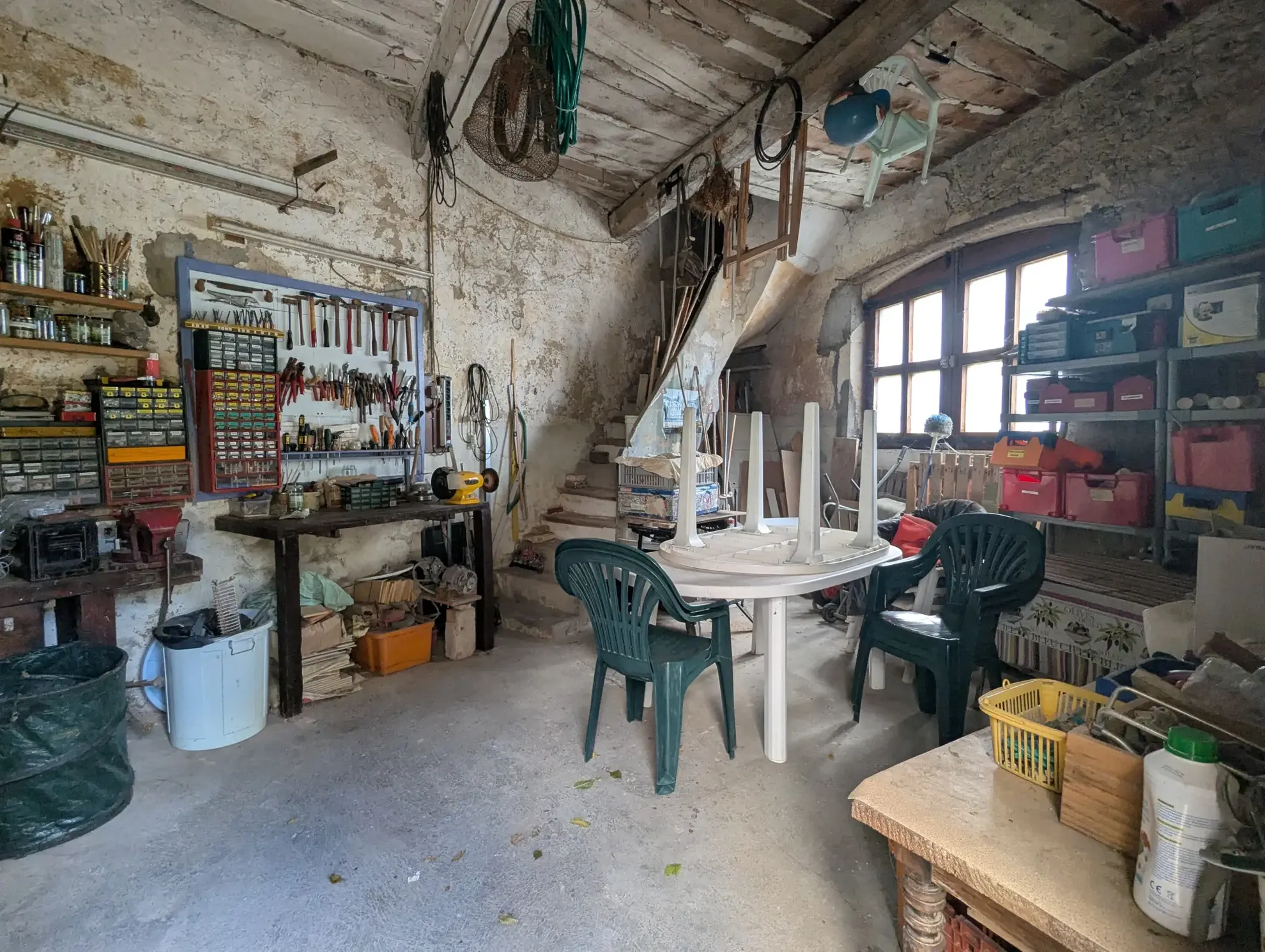 Maison de maître avec remise et atelier près de Narbonne dans l’Aude 