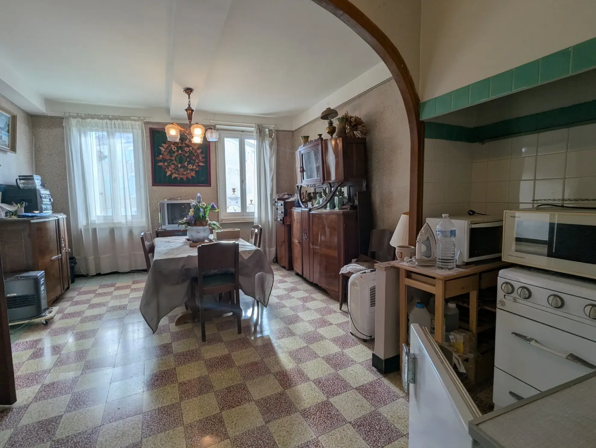 Maison de maître avec remise et atelier près de Narbonne dans l’Aude 