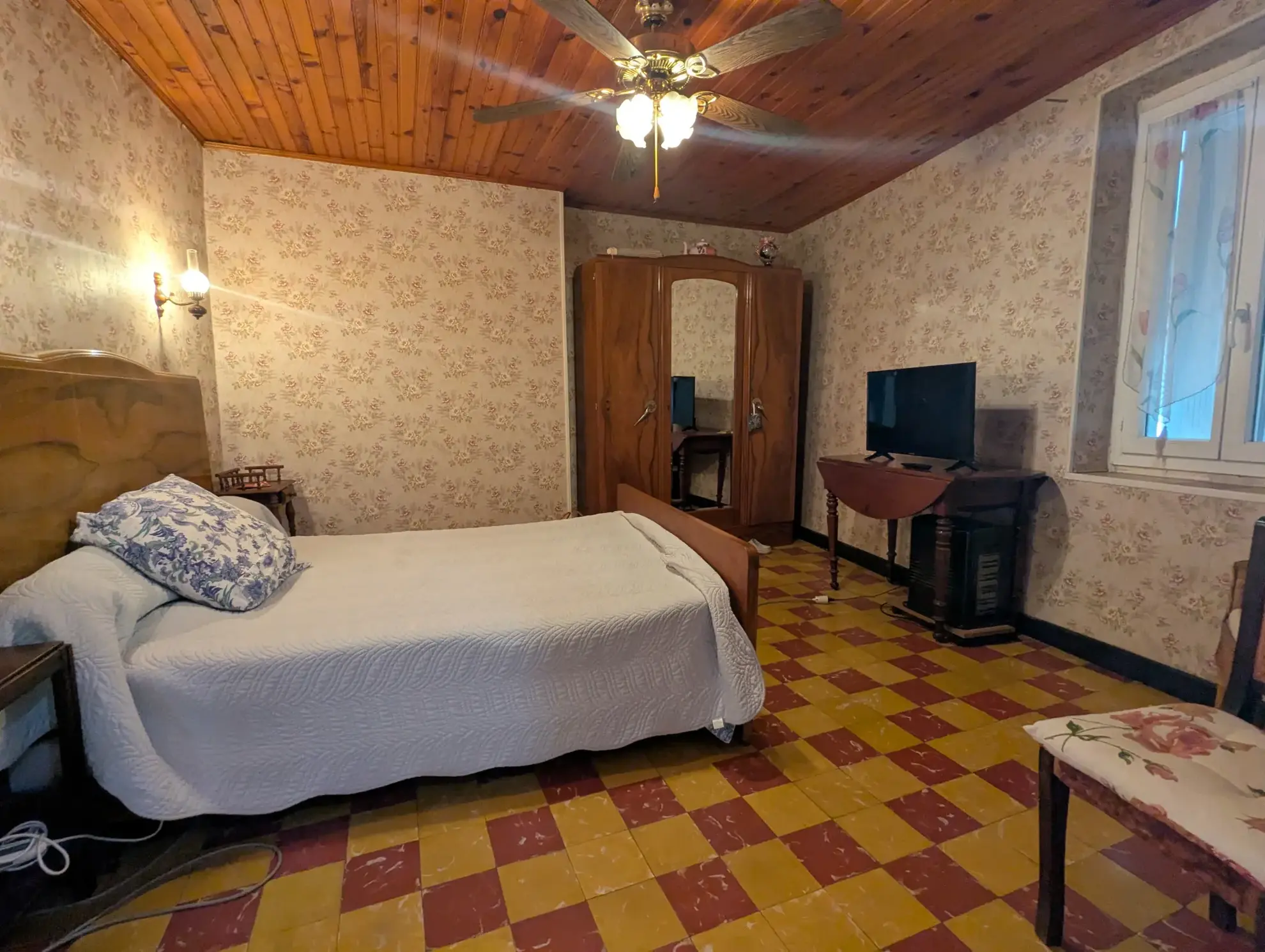 Maison de maître avec remise et atelier près de Narbonne dans l’Aude 