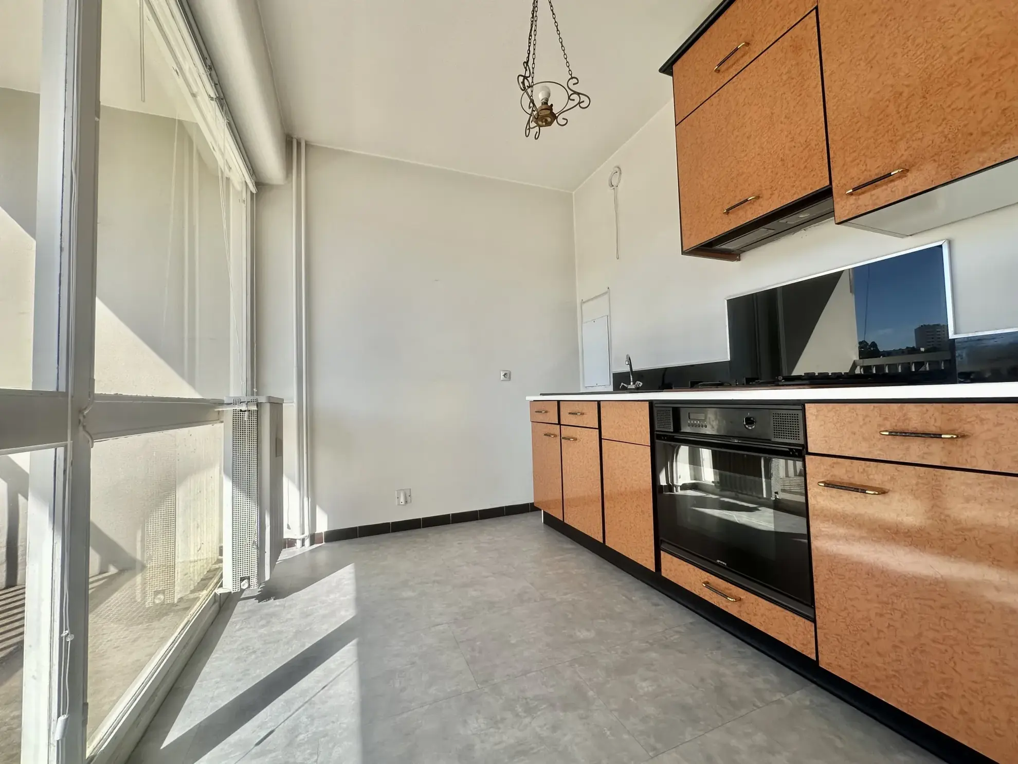 Studio à Saint-Étienne Fauriel face école des Mines, idéal investissement 