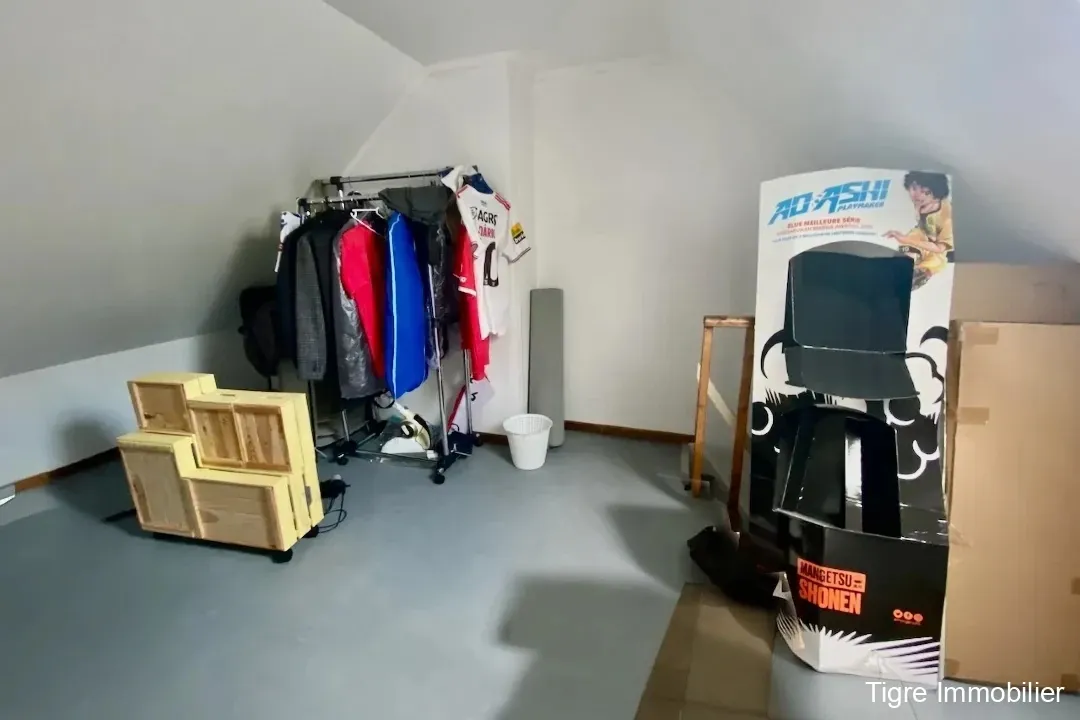 Maison à vendre à Maubeuge avec 4 chambres, garage et jardin - Opportunité à saisir 