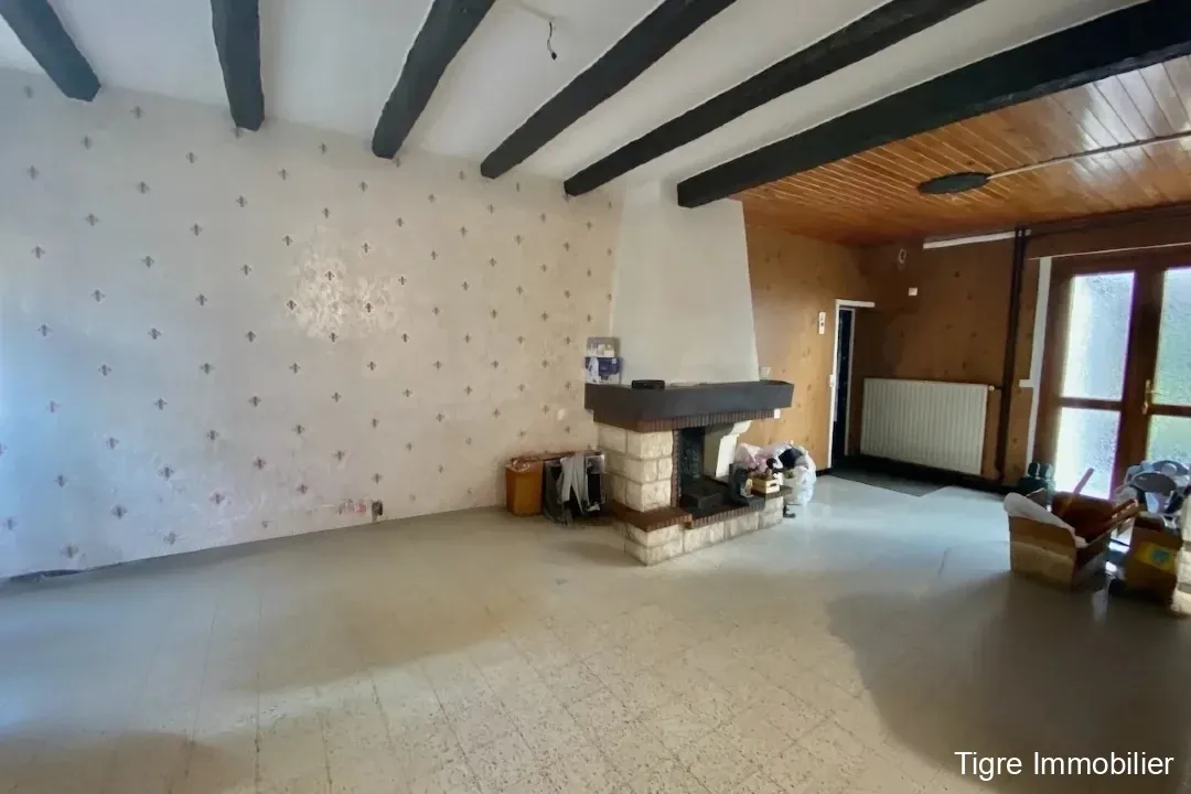 Maison à vendre à Maubeuge avec 4 chambres, garage et jardin - Opportunité à saisir 