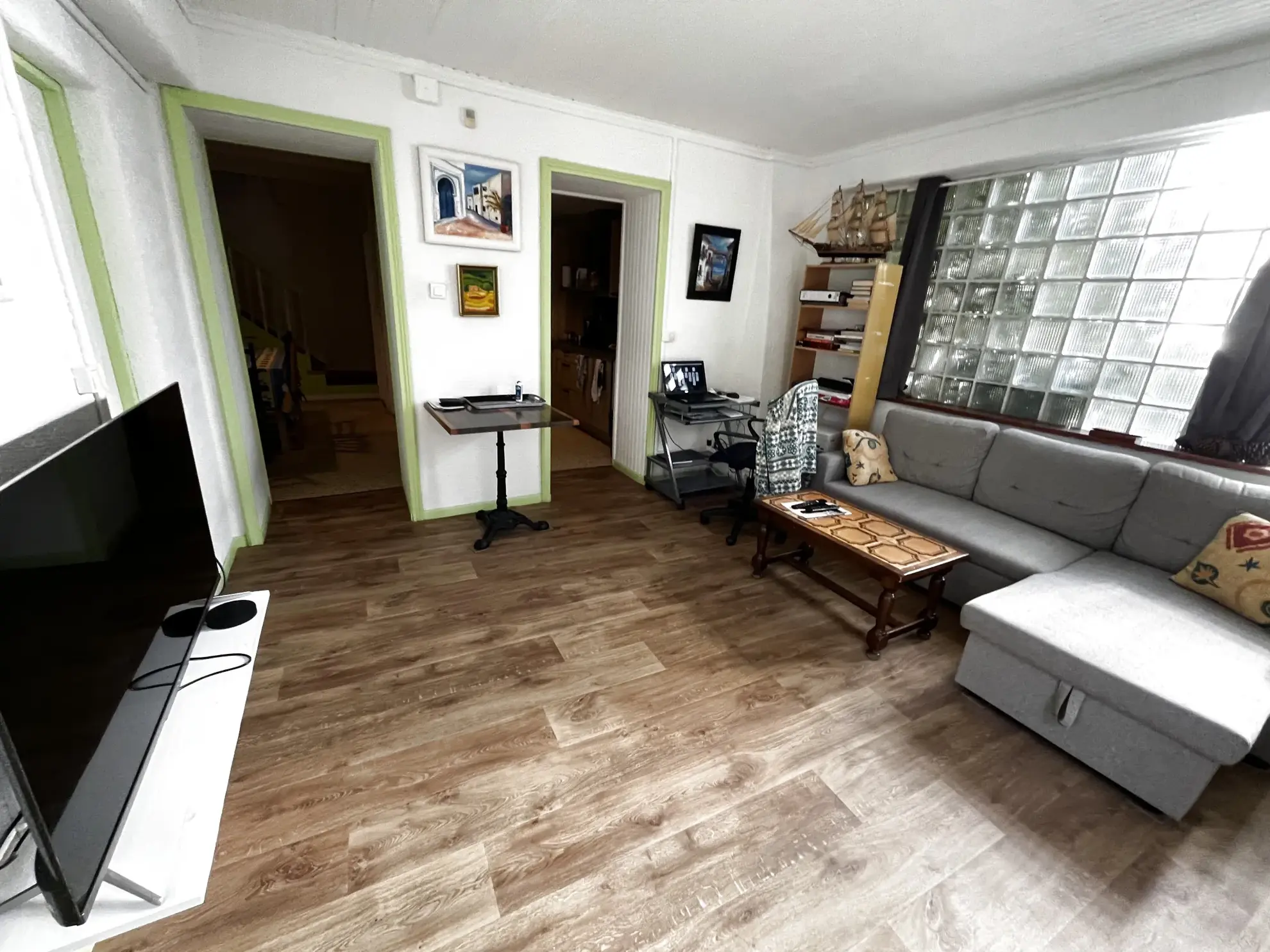 Charmante maison de village avec terrasse et vue rivière à Saint Jean de Valériscle 