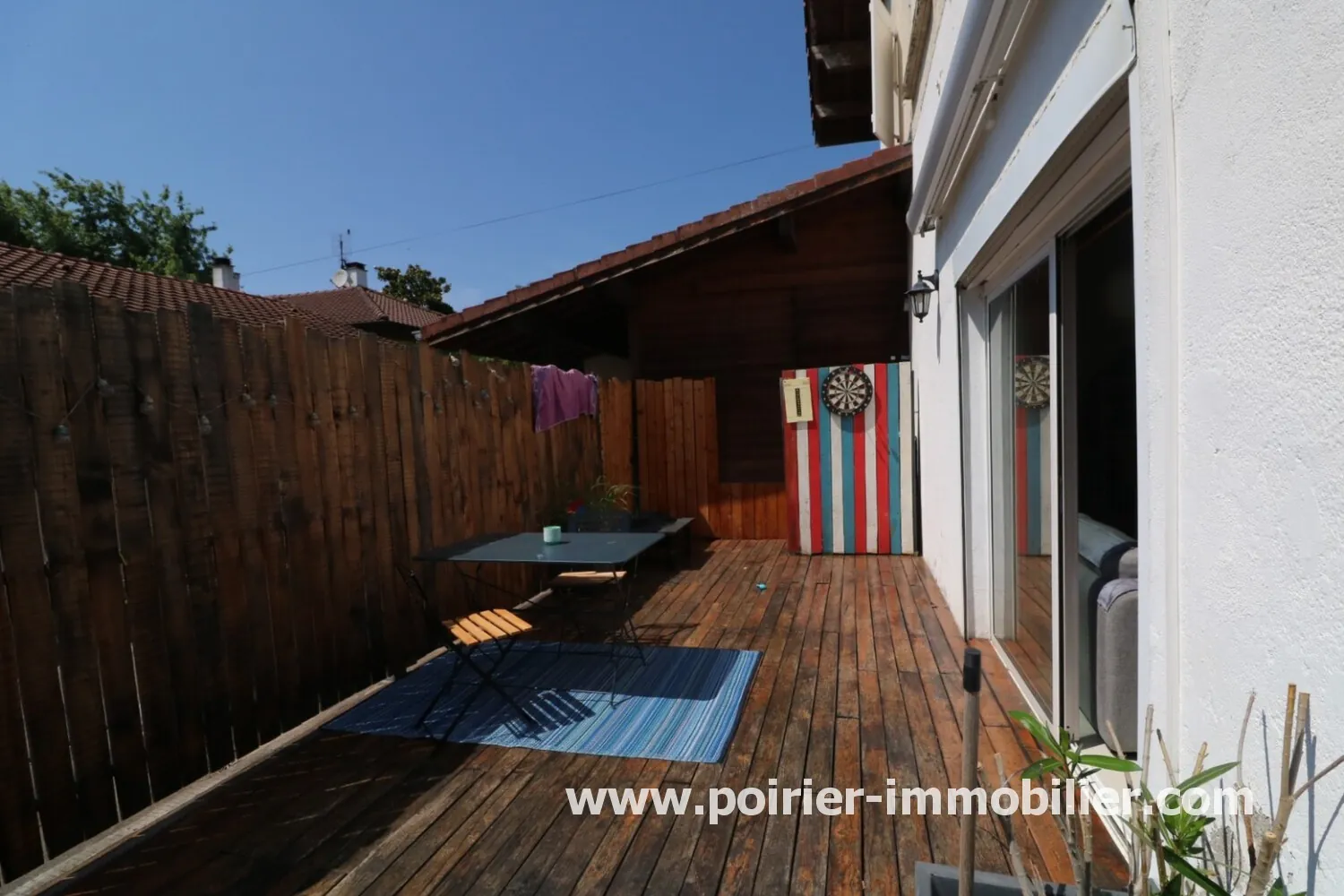 Appartement T3 en rez de jardin à Douvaine avec terrasse et parking 