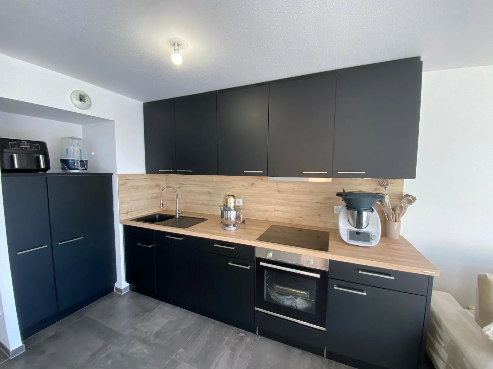 Appartement F3 à Saint-Louis de 64 m² avec terrasse, garage et cave 