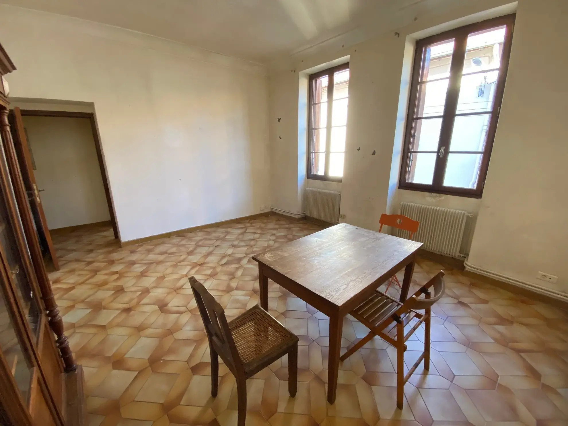 Appartement T3 à rénover à Nîmes Gambetta - 62,75 m² lumineux en centre-ville