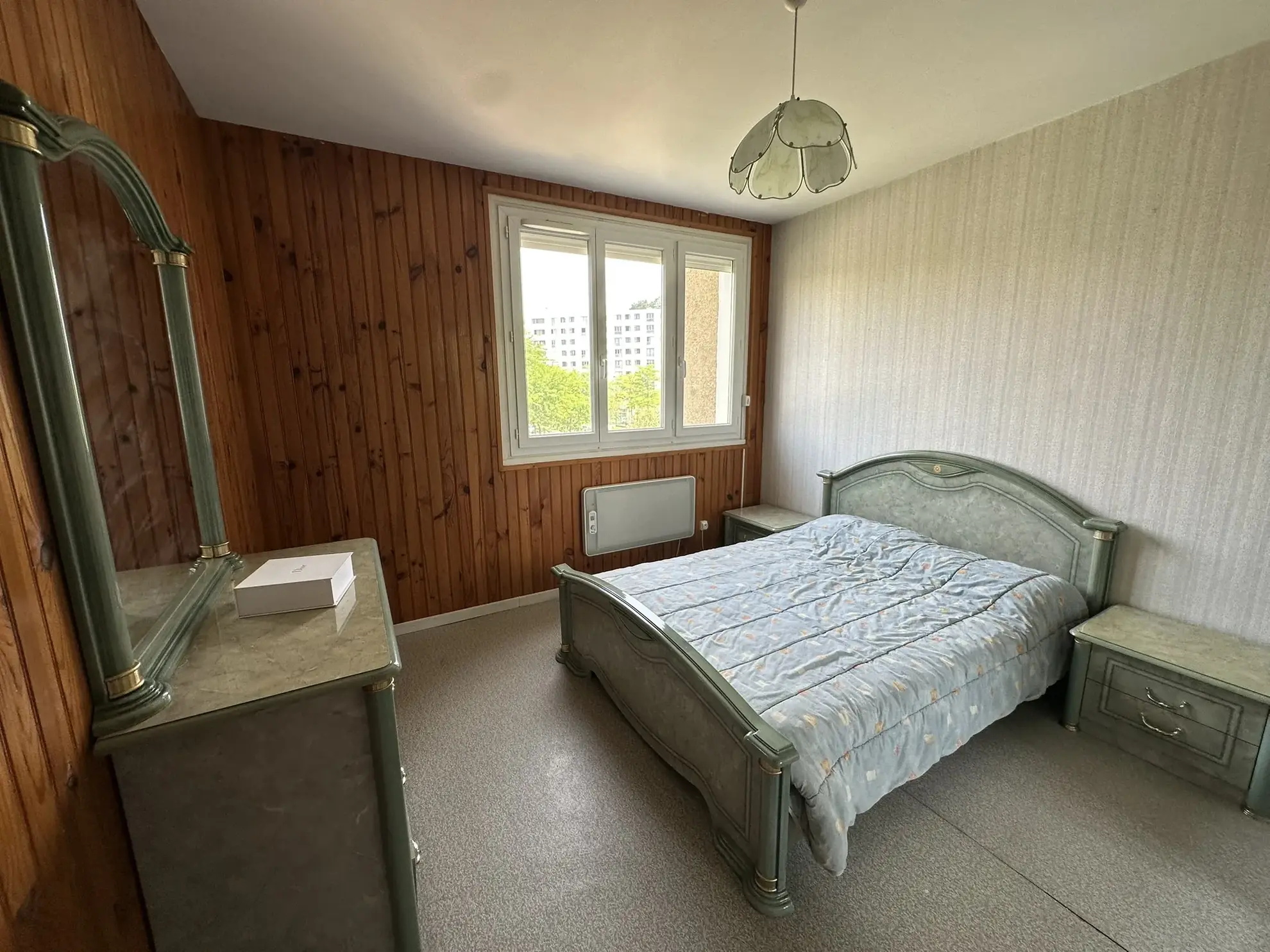 Appartement T3 avec balcon, cave et garage à Saint-Étienne - Secteur Montaud 