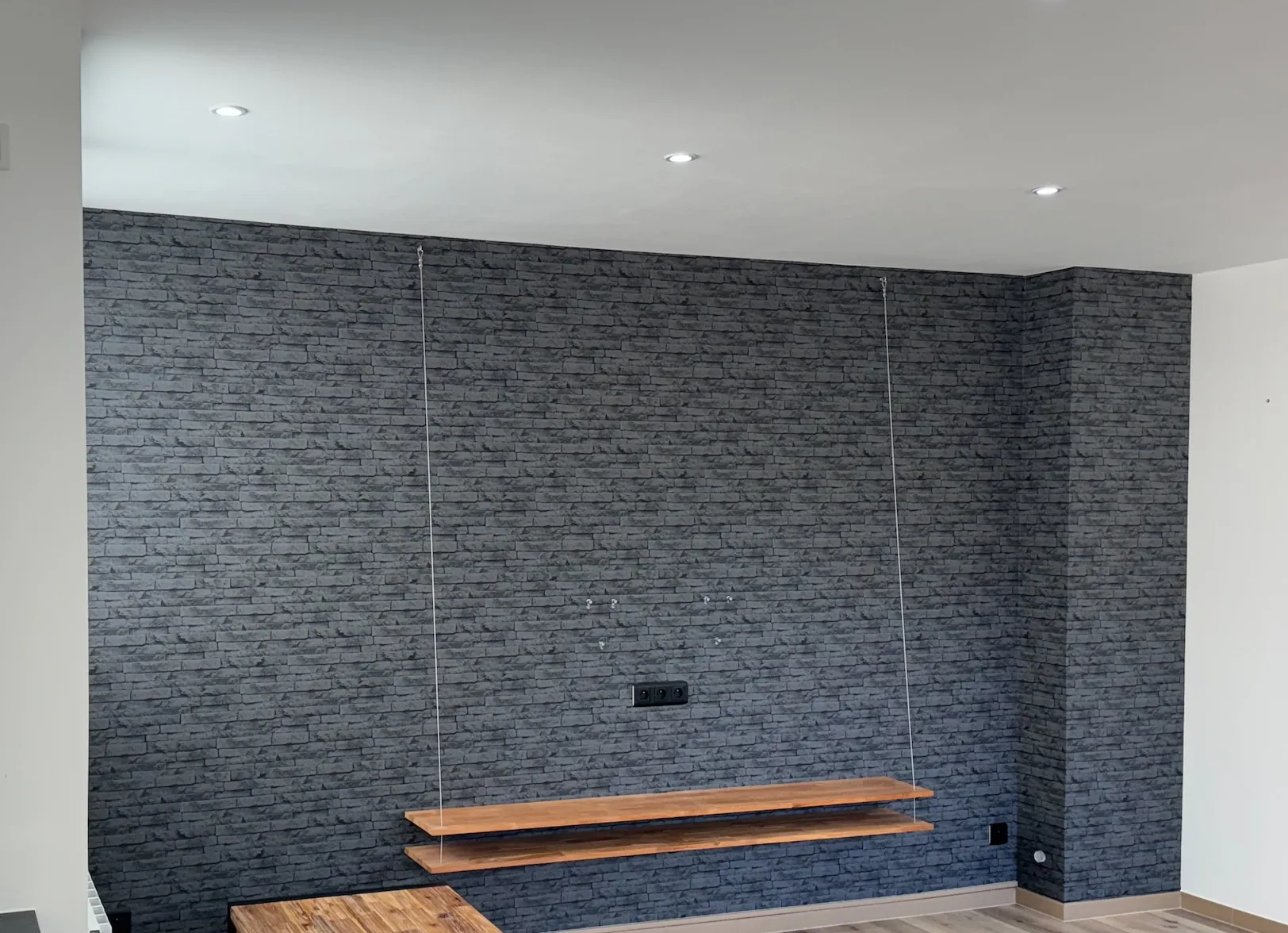 Appartement rénové avec terrasse, parking privé et cave à Fécamp 