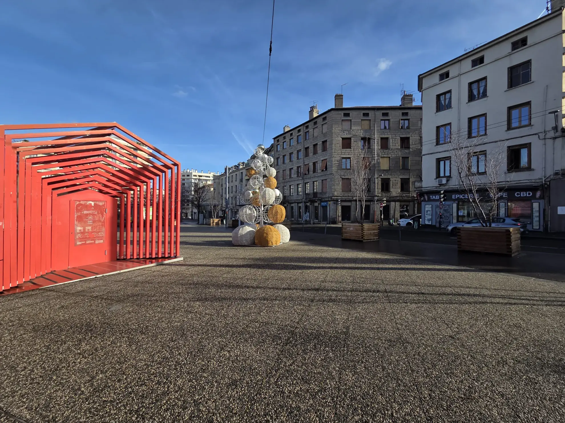 Appartement F3 rénové de 62 m² à Saint-Étienne, emplacement privilégié