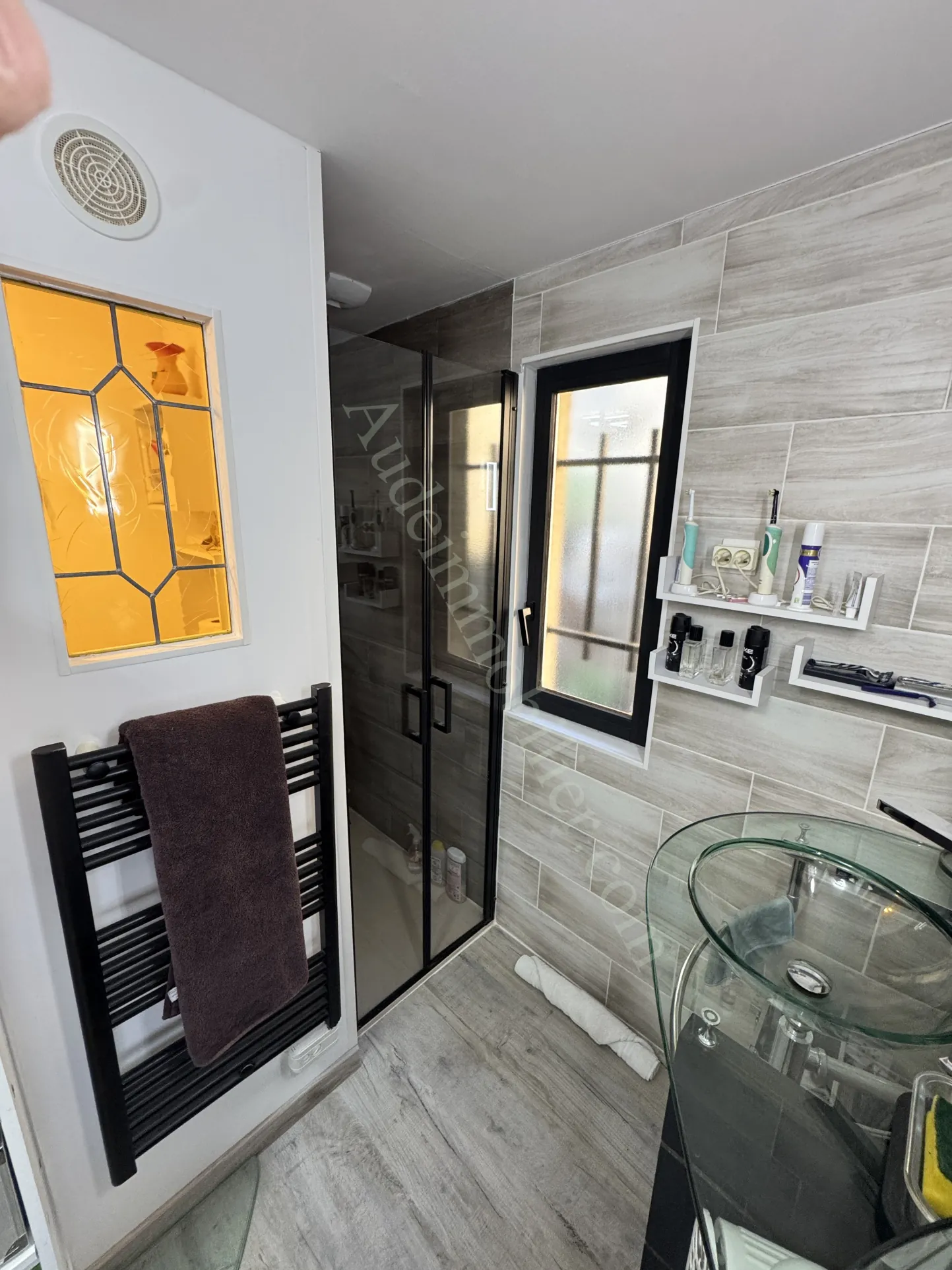 Maison de plain-pied à Limoux avec jardin et vue dégagée 