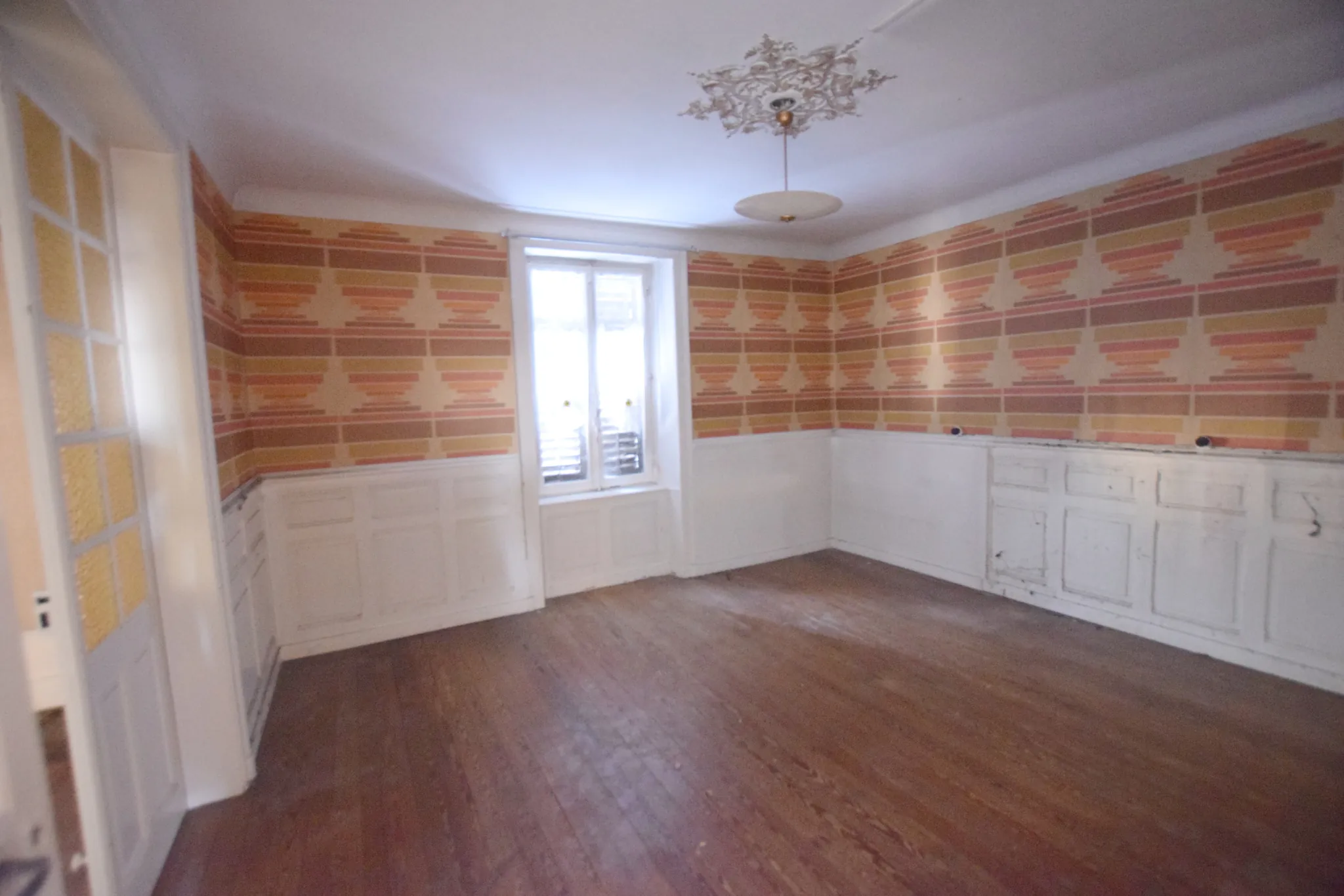 Belle maison à rénover de 4 chambres à Vieux-Charmont, proche A36 et Coulée Verte 