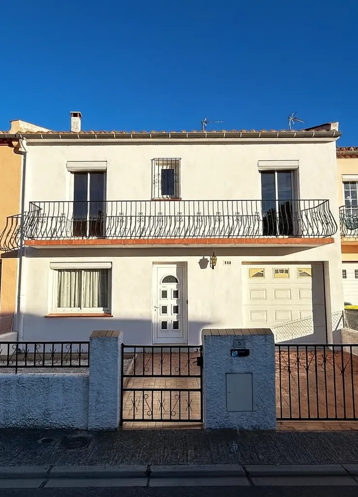 Belle maison 2 faces de 90 m² avec 4 chambres à Toulouges