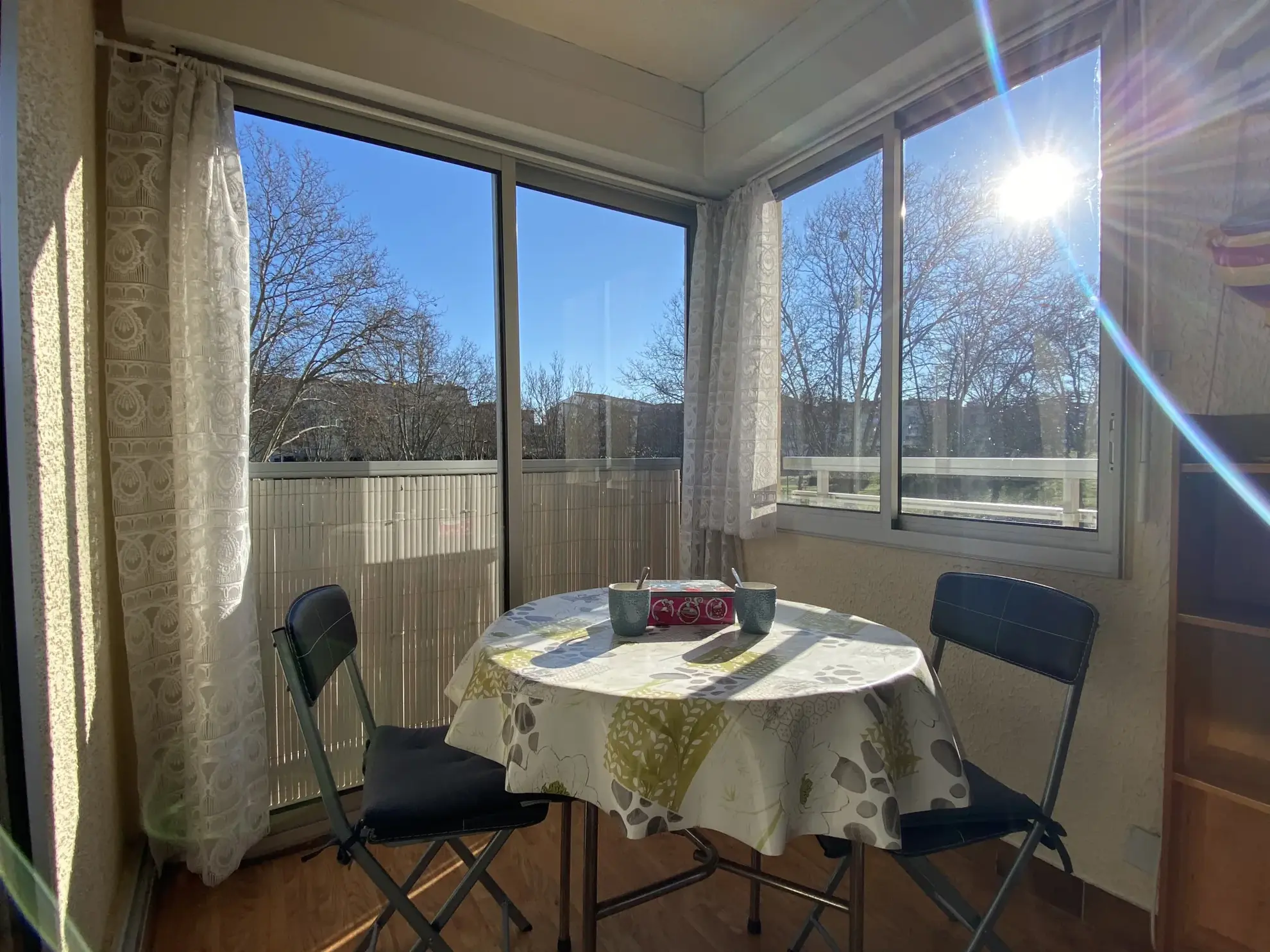 Studio meublé à vendre au Cap d'Agde avec piscine et parking