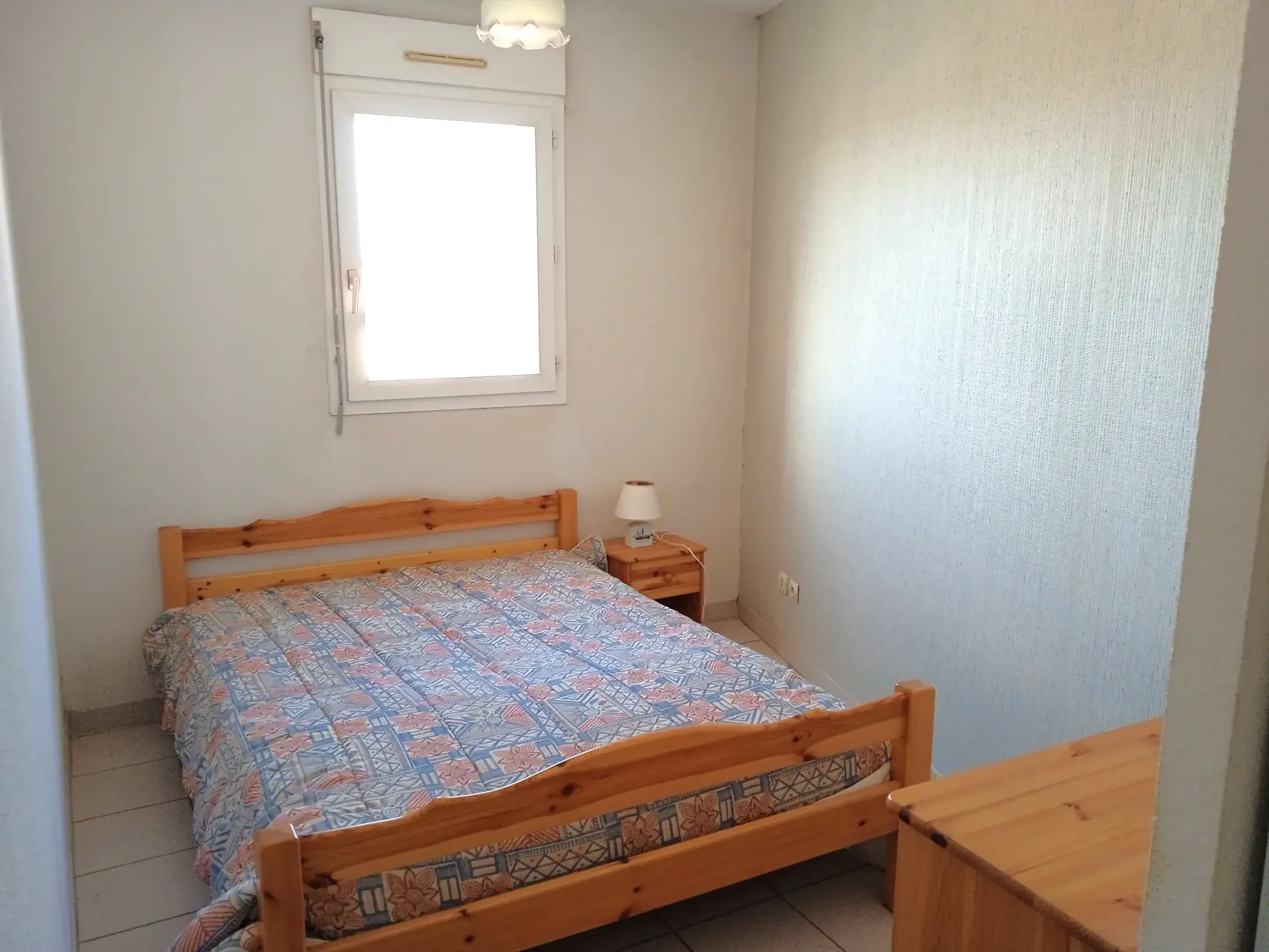 Appartement T3 avec loggia, piscine et parking à Valras Plage 