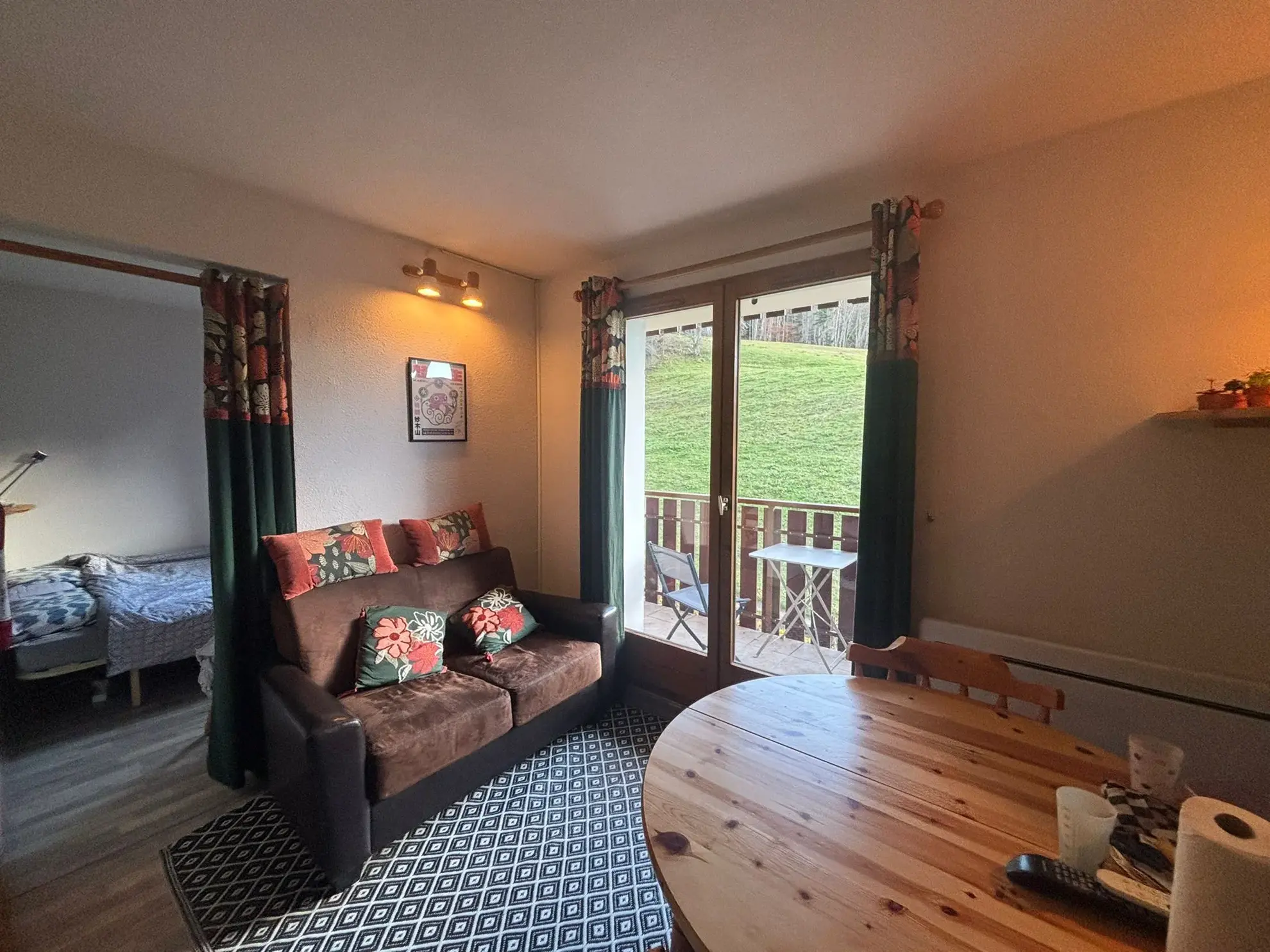 Charmant appartement T2 avec vue montagnes à Bernex