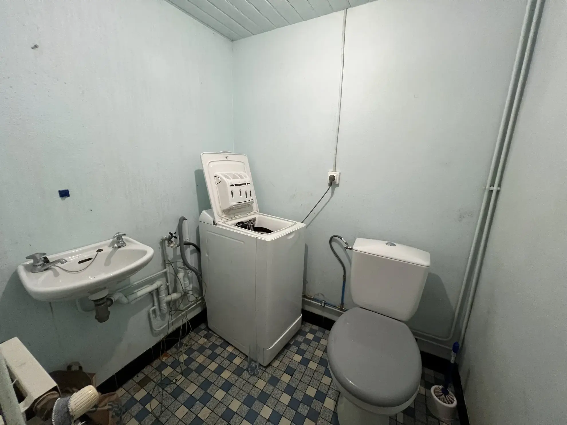 Maison en pierre à Thire avec dépendances et terrain grand volume 